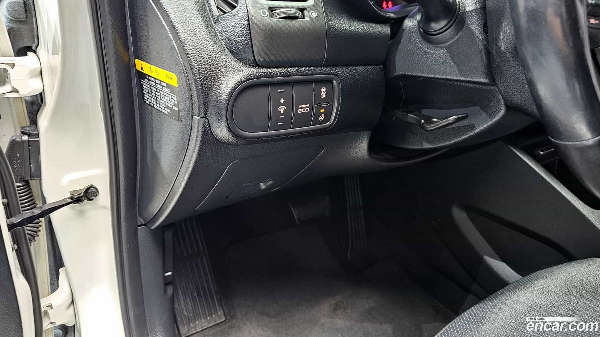 K3 Kia 2014.8-OPTION-020