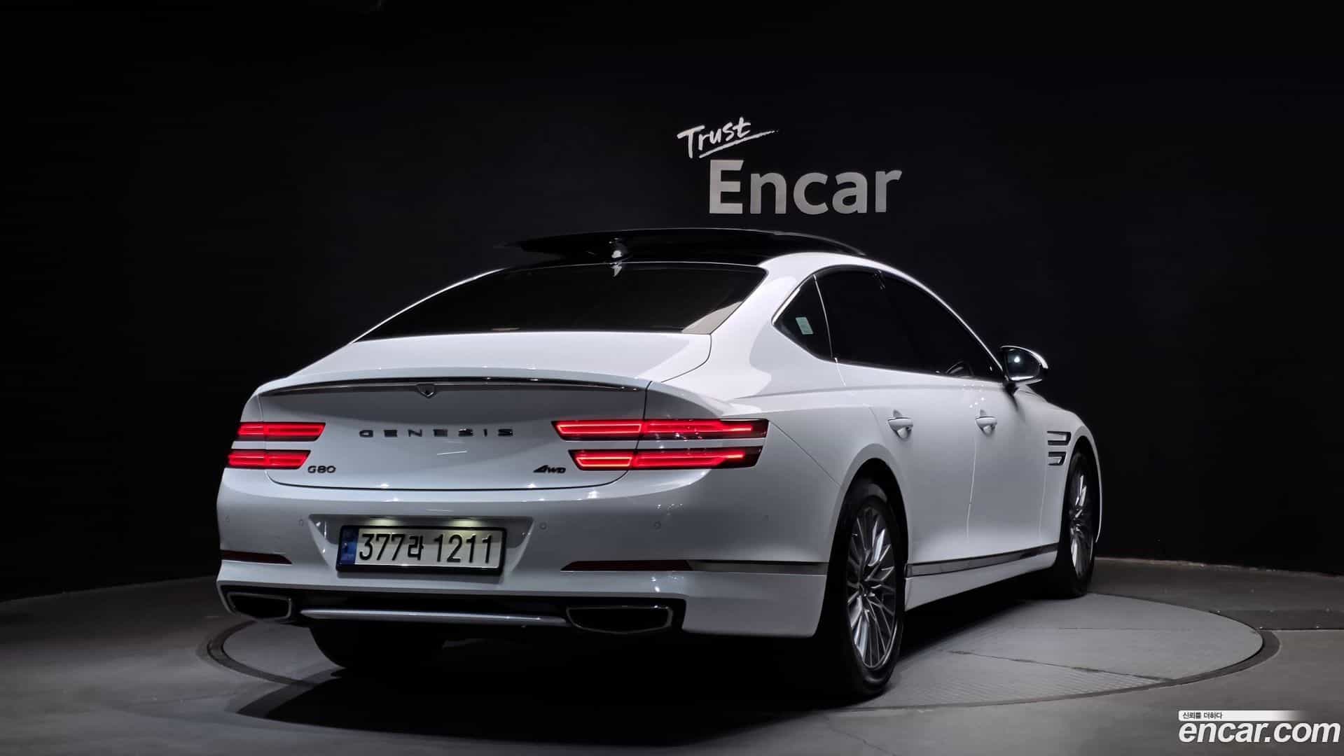 G80 Genesis 2022.11-OUTER-002