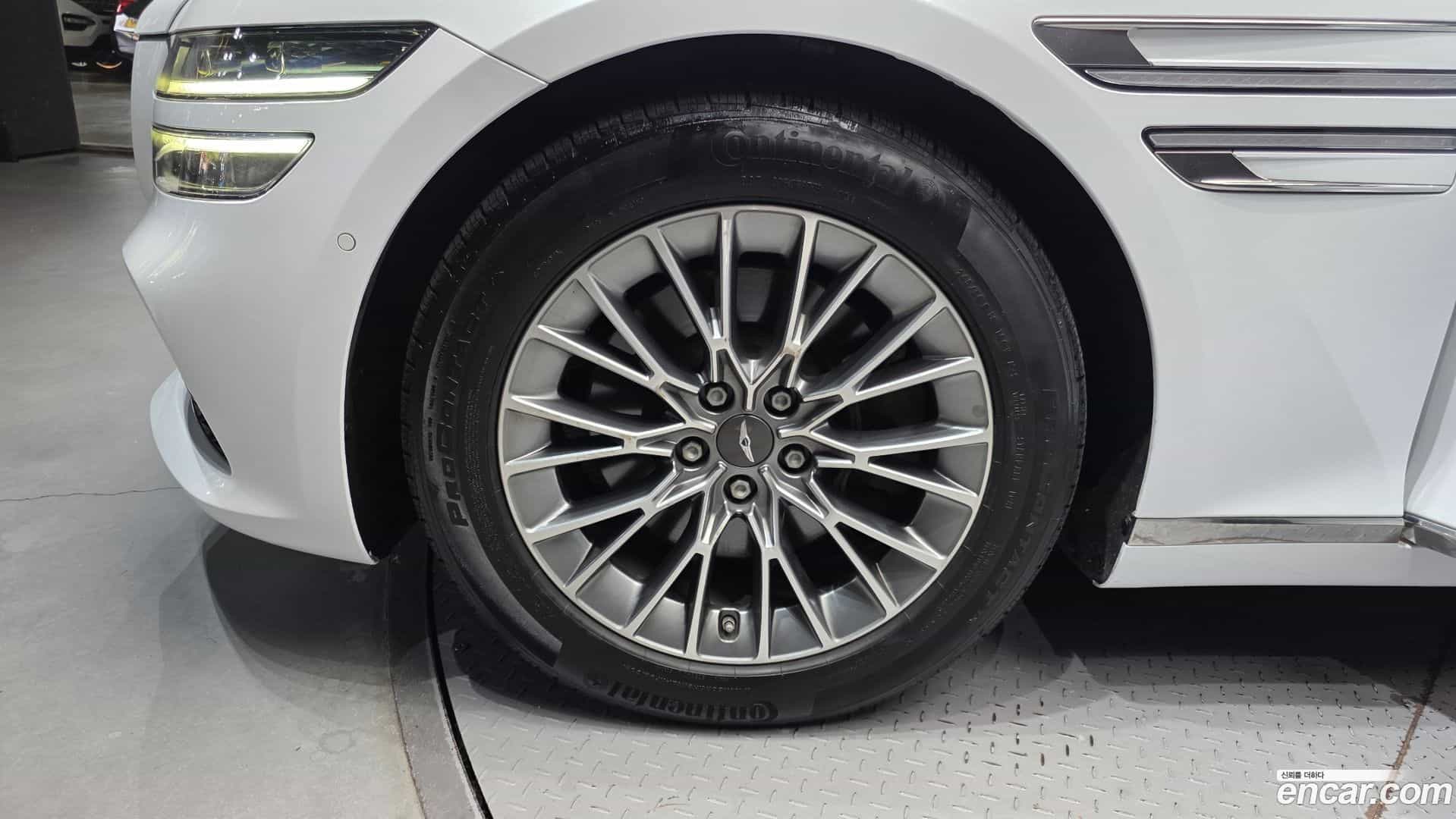 G80 Genesis 2022.11-OUTER-005