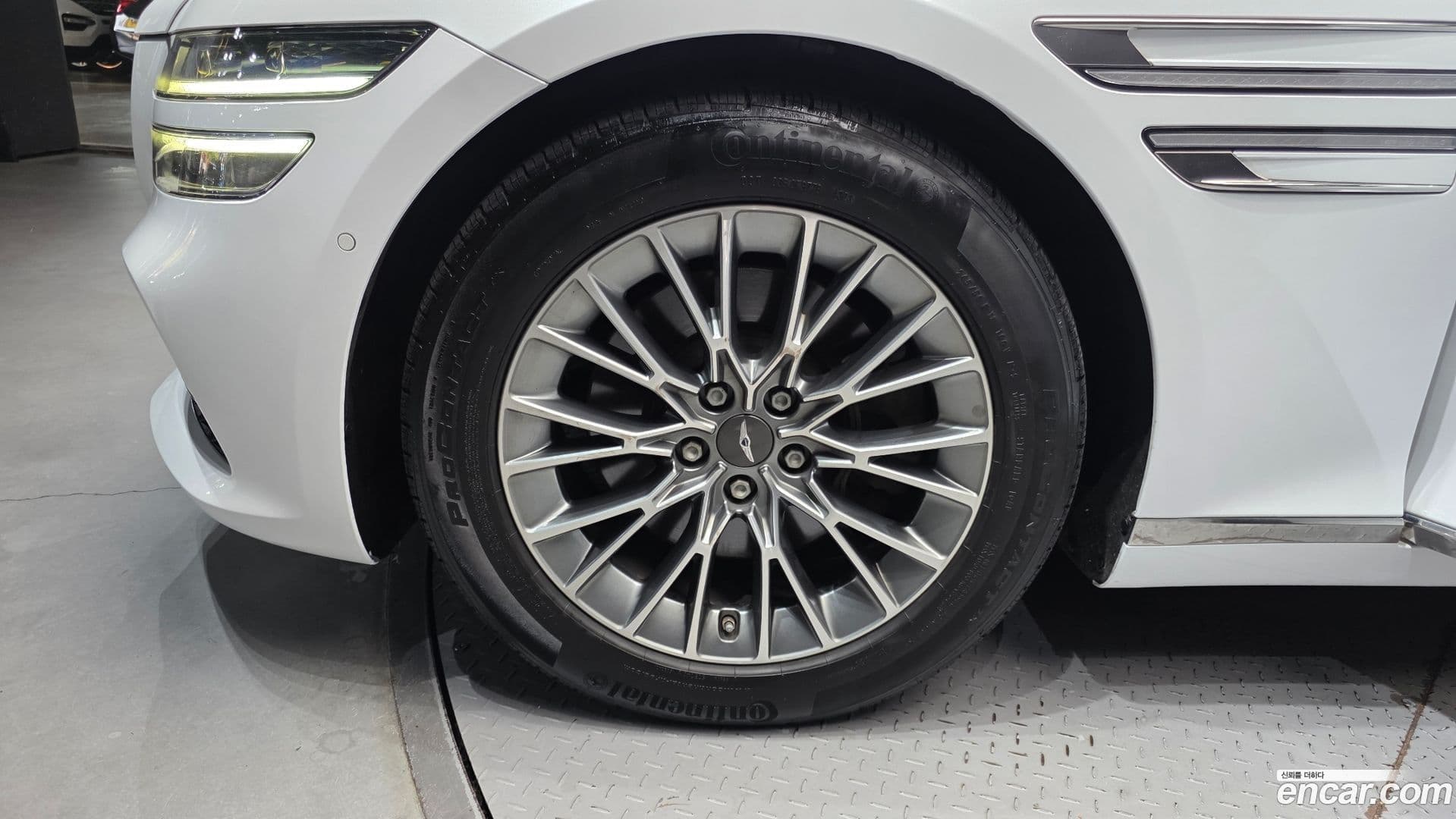 Main__Slider__Photo:G80 Genesis 2022.11-4