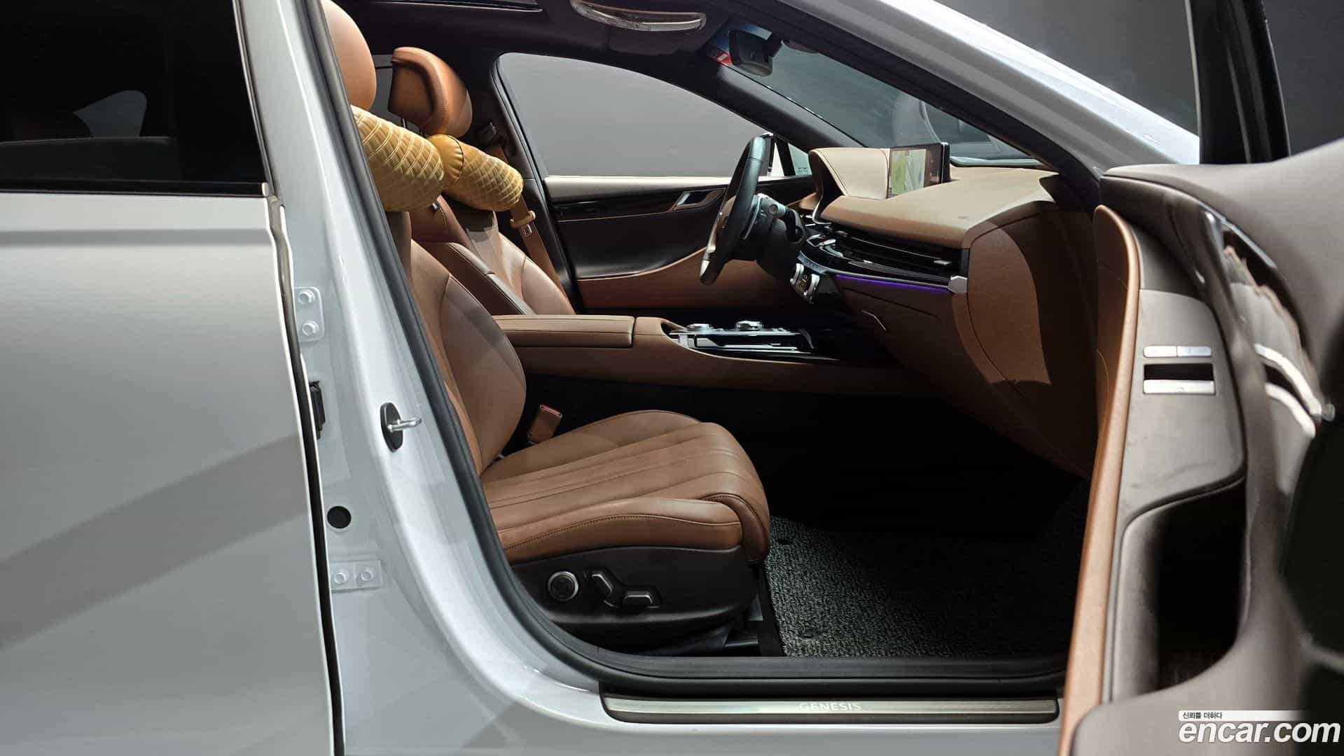 G80 Genesis 2022.11-INNER-010