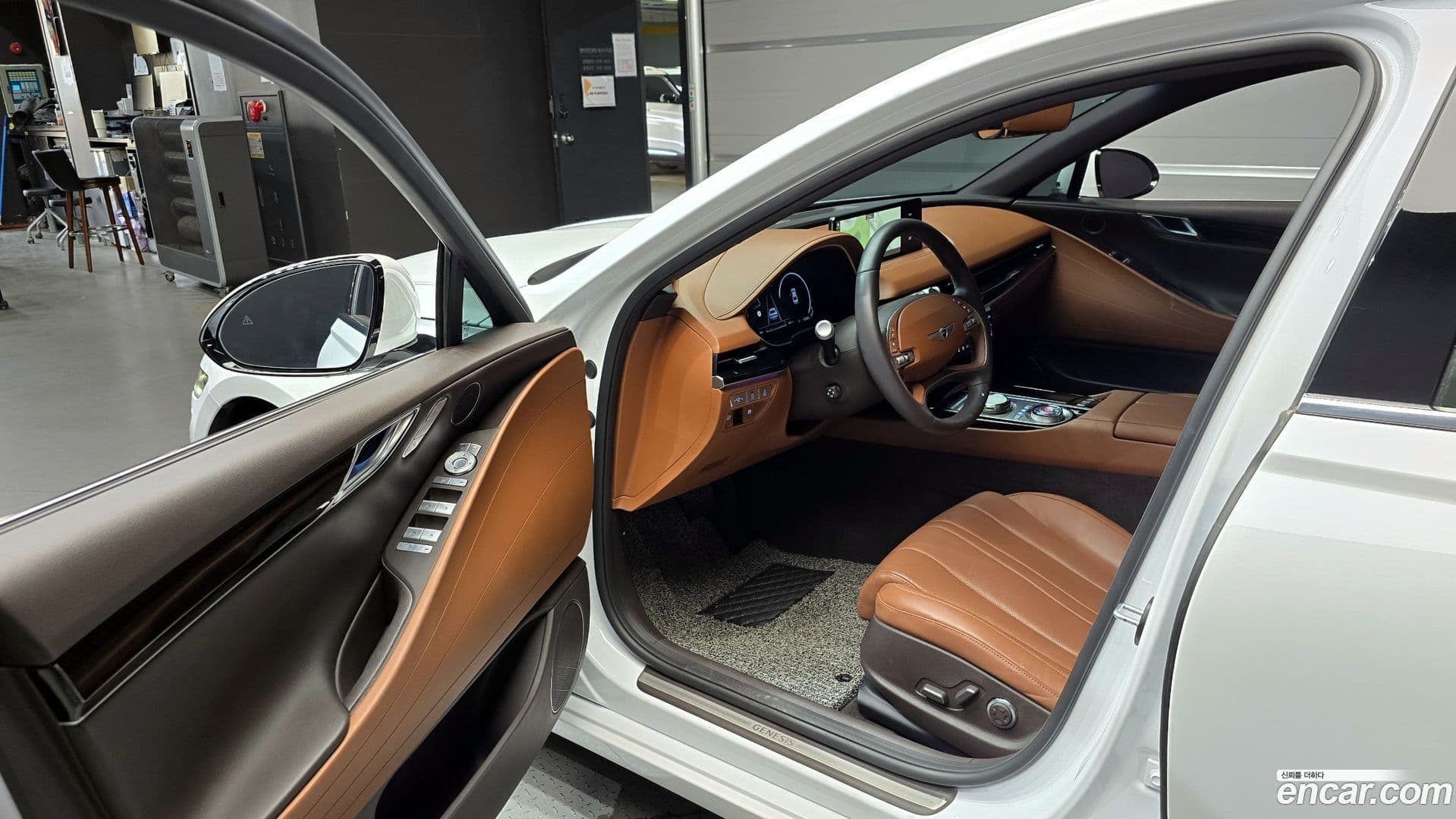 Main__Slider__Photo:G80 Genesis 2022.11-10