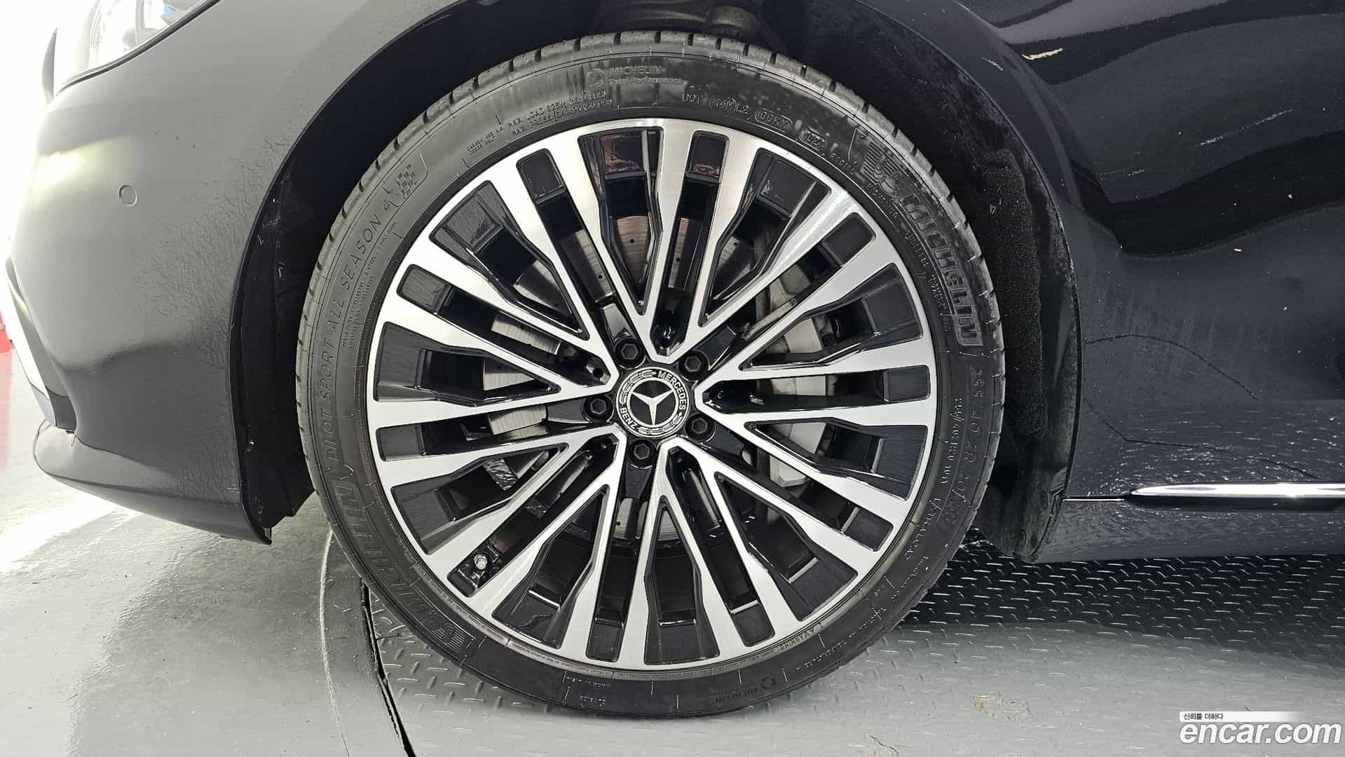 S-Class Mercedes-Benz 2021.9-OUTER-005