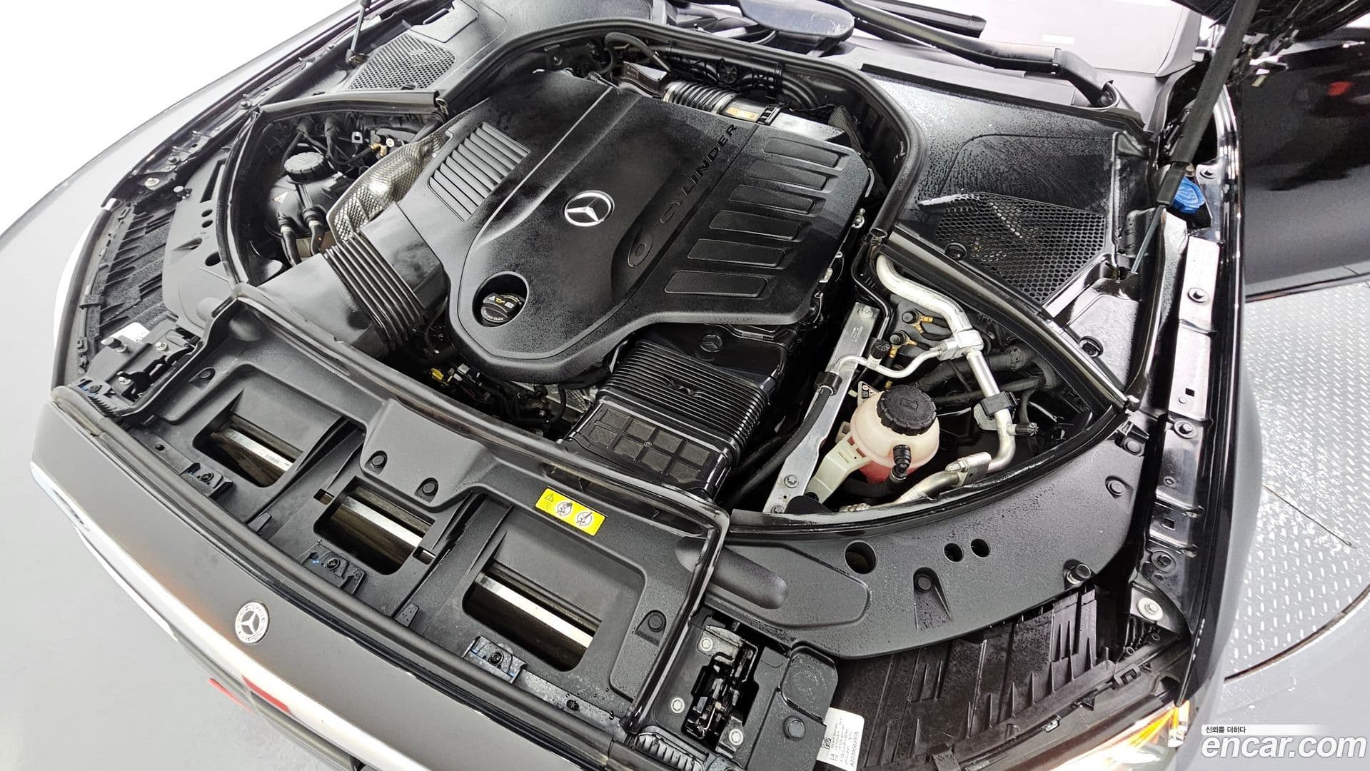 Main__Slider__Photo:S-Class Mercedes-Benz 2021.9-5