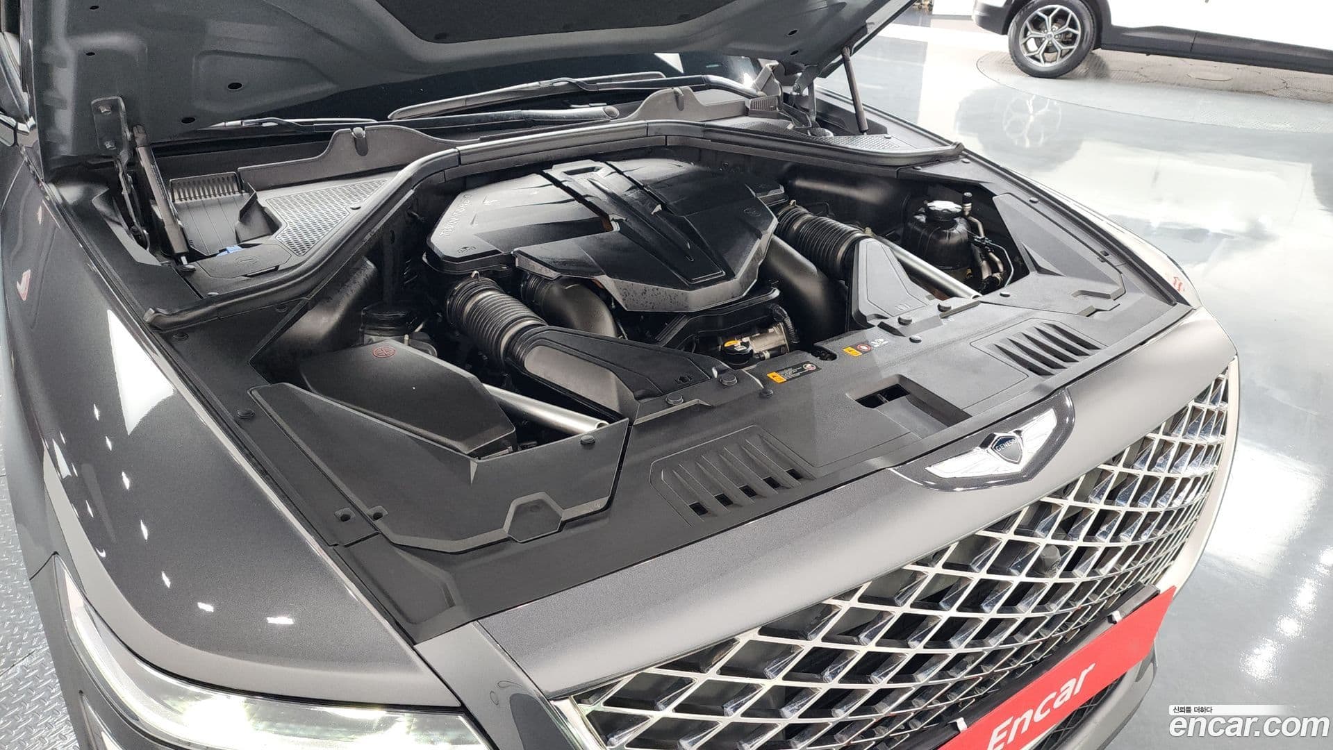 Main__Slider__Photo:GV80 Genesis 2021.11-5