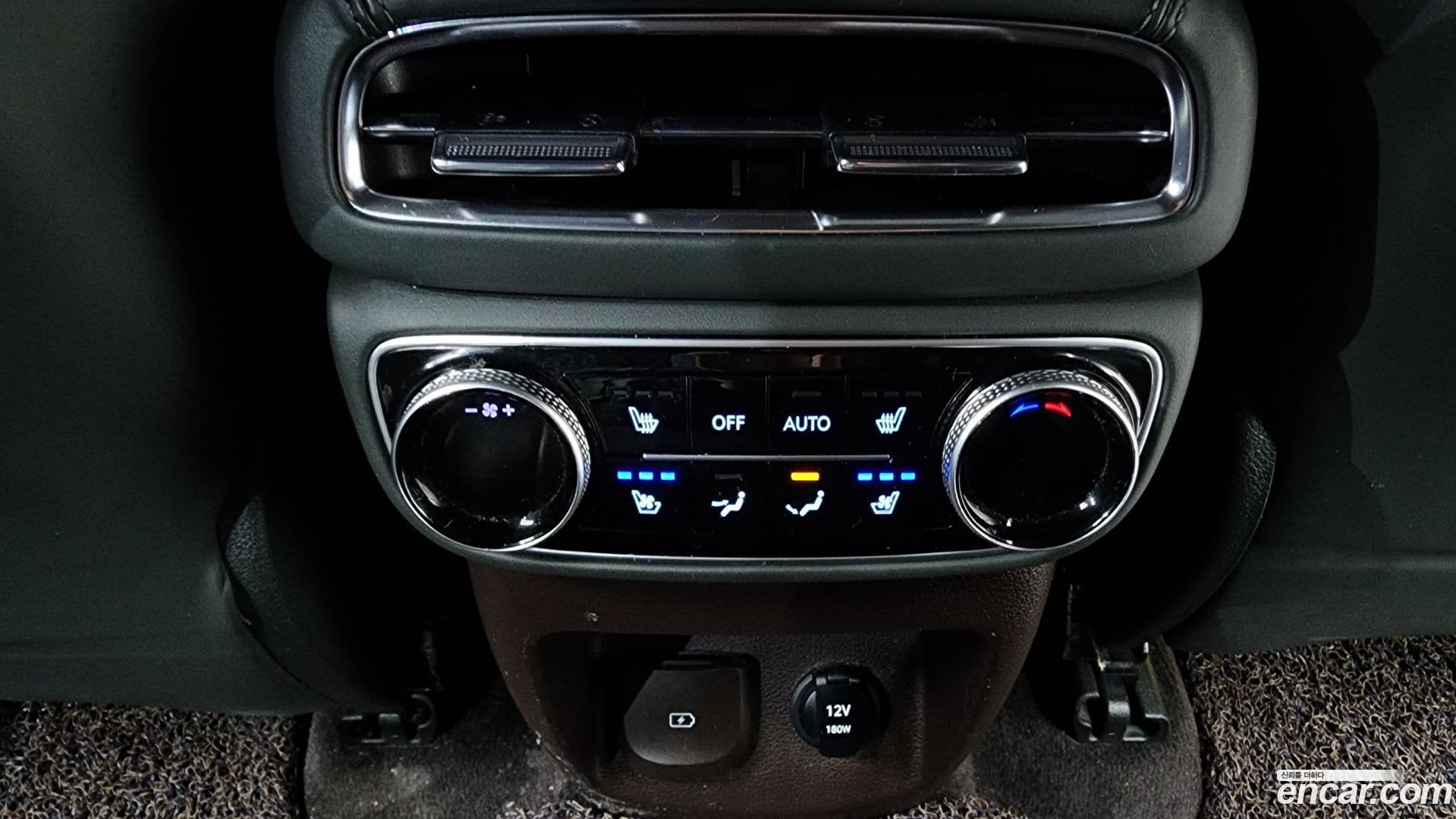 Main__Slider__Photo:GV80 Genesis 2021.11-17