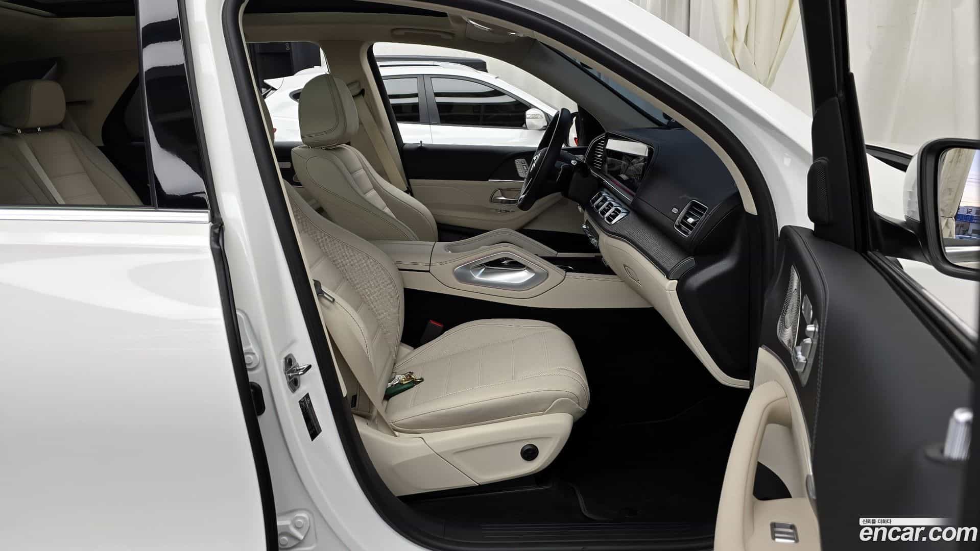 GLE-Class Mercedes-Benz 2025.4-OPTION-015