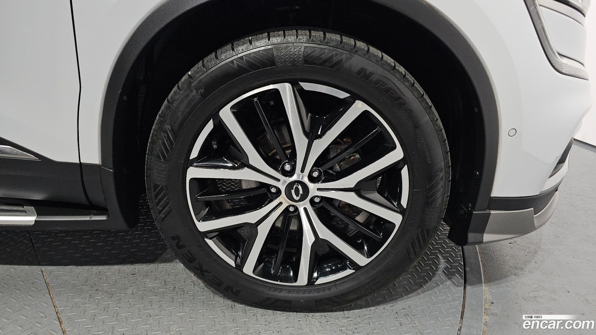 Main__Slider__Photo:QM6 Renault Korea 2019.8-4