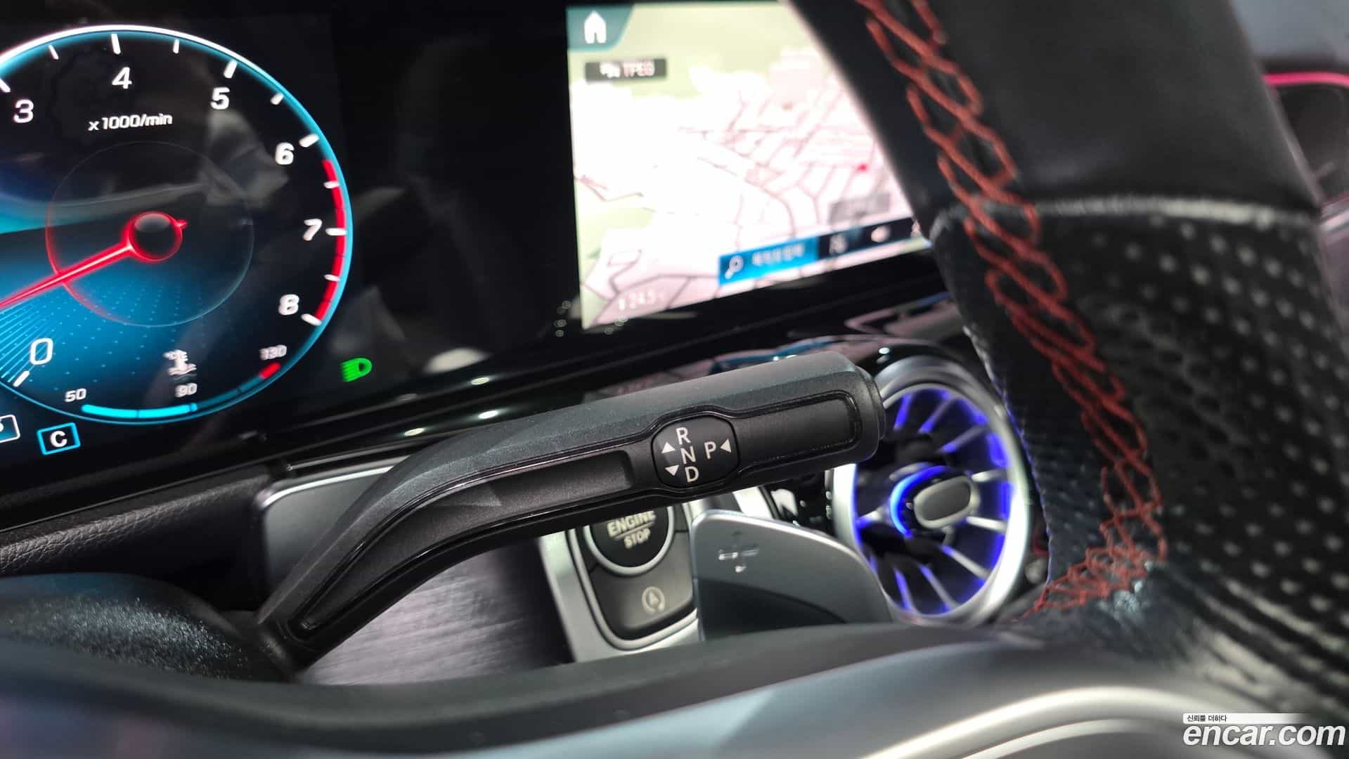 GLB-Class Mercedes-Benz 2021.9-INNER-009