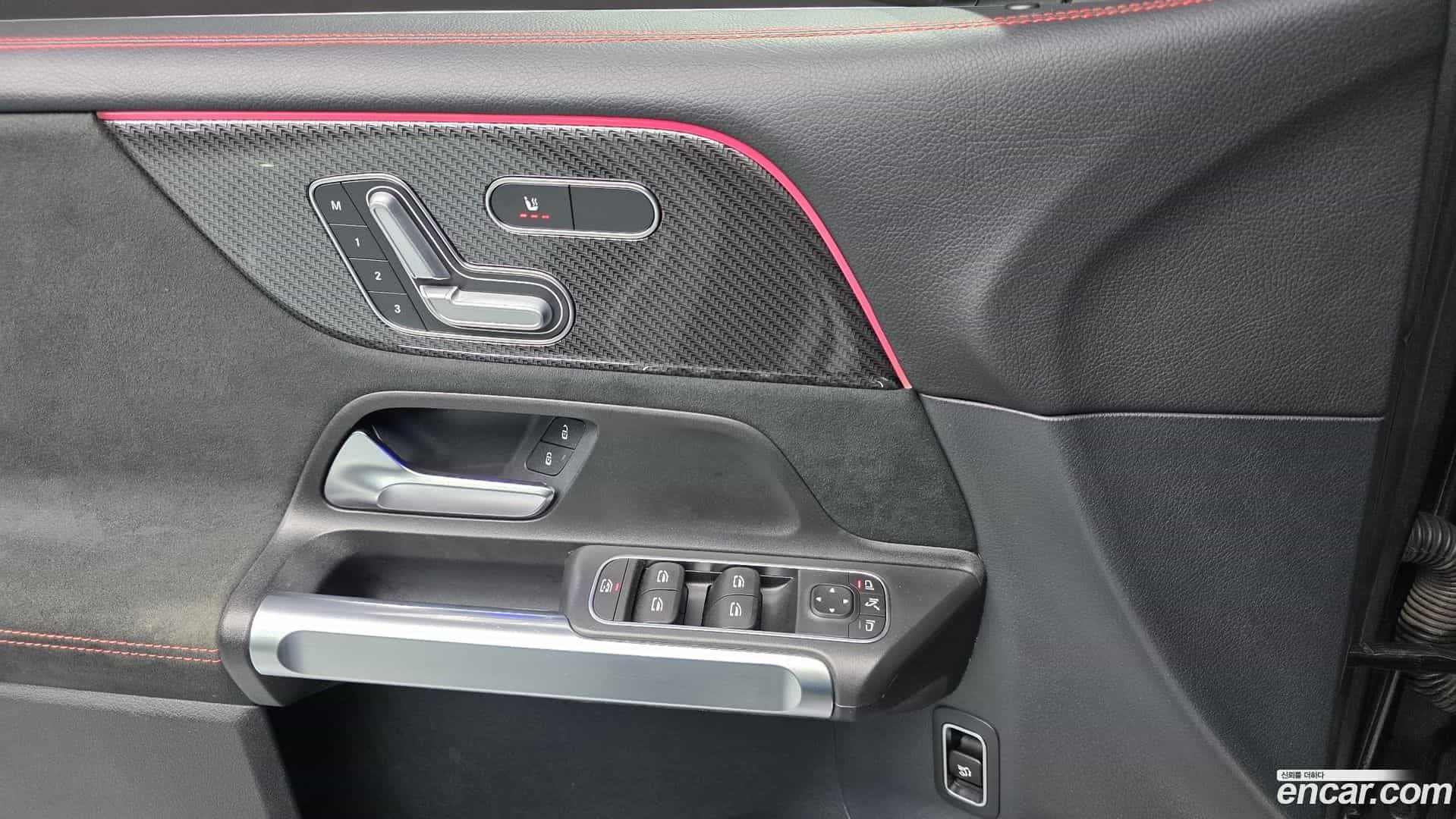 GLB-Class Mercedes-Benz 2021.9-OPTION-017