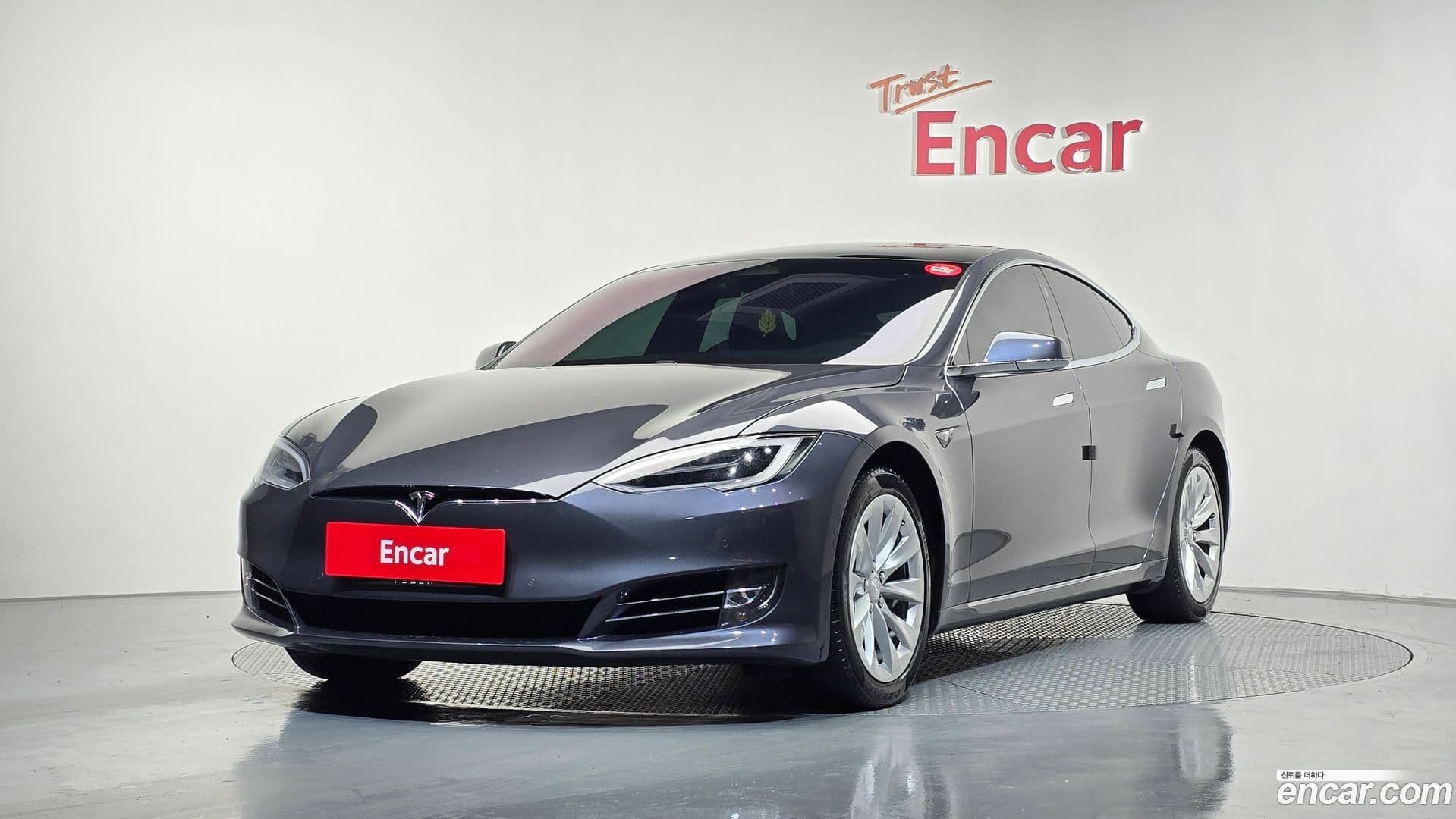 Main__Slider__Photo:Model S Tesla 2019.2-0