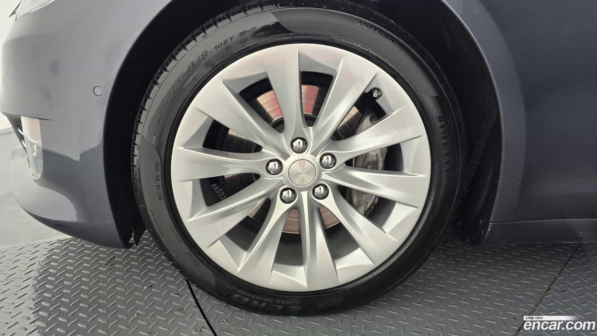 Model S Tesla 2019.2-OUTER-005