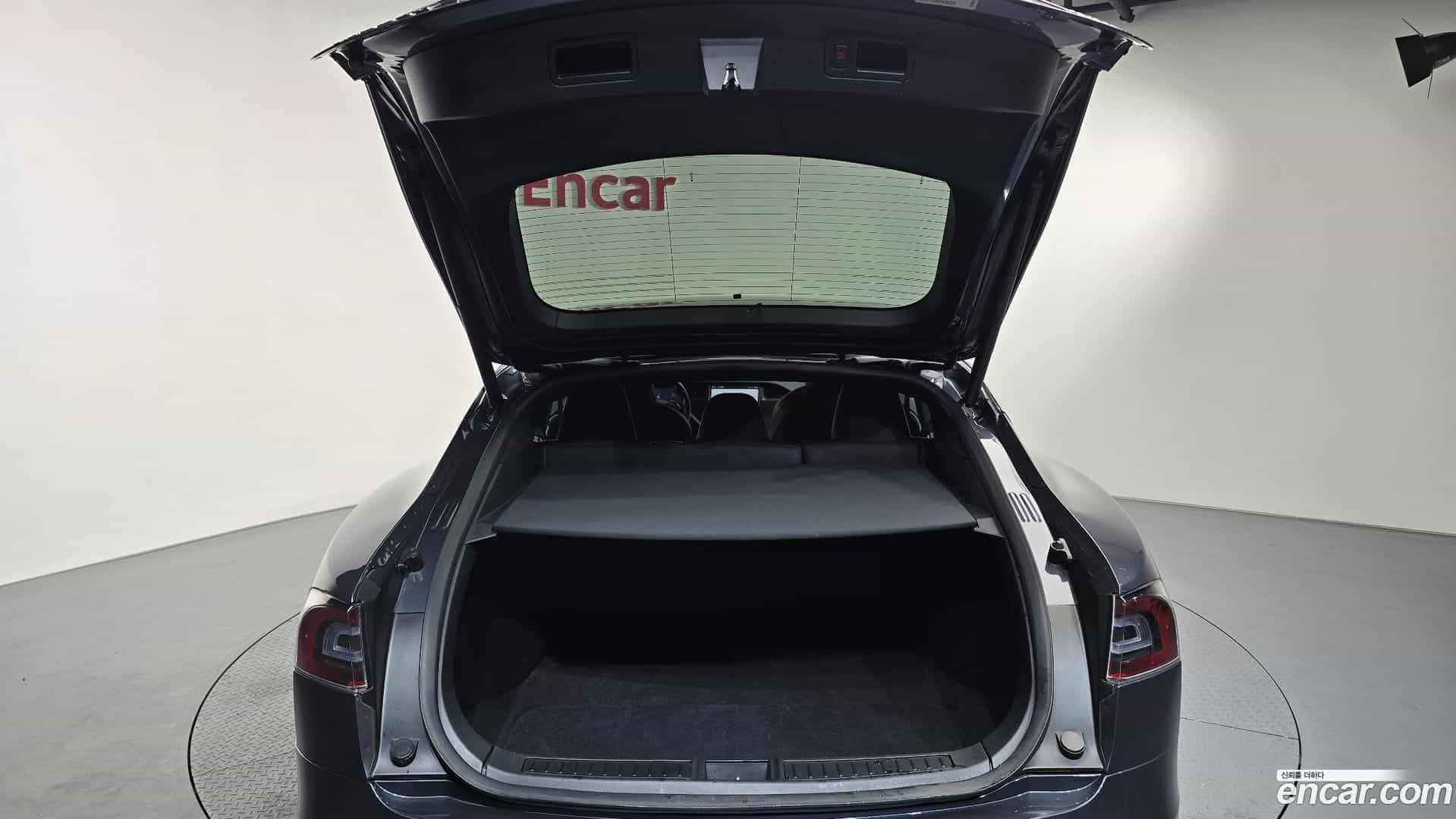 Model S Tesla 2019.2-OPTION-024