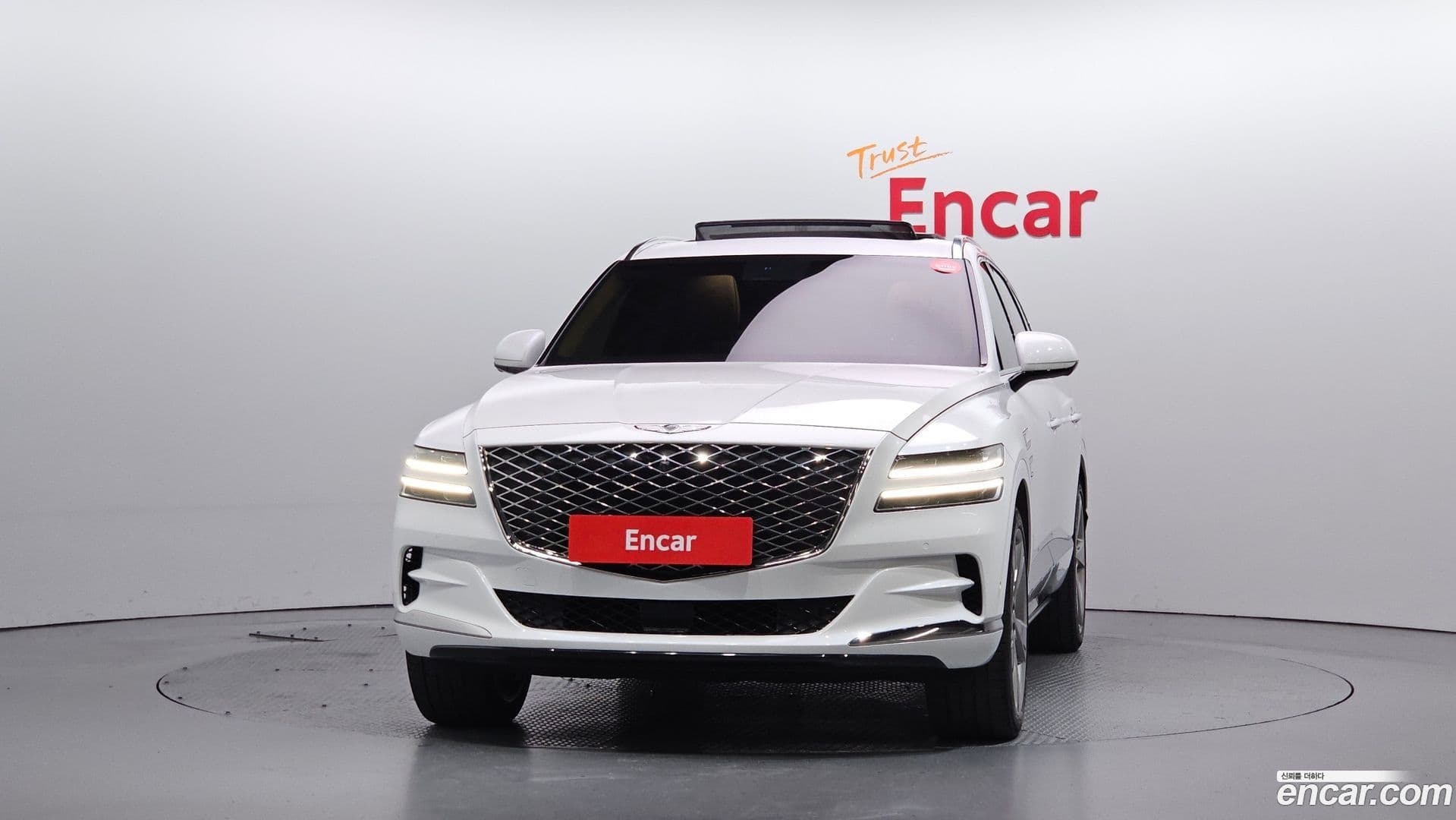 Main__Slider__Photo:GV80 Genesis 2020.5-2