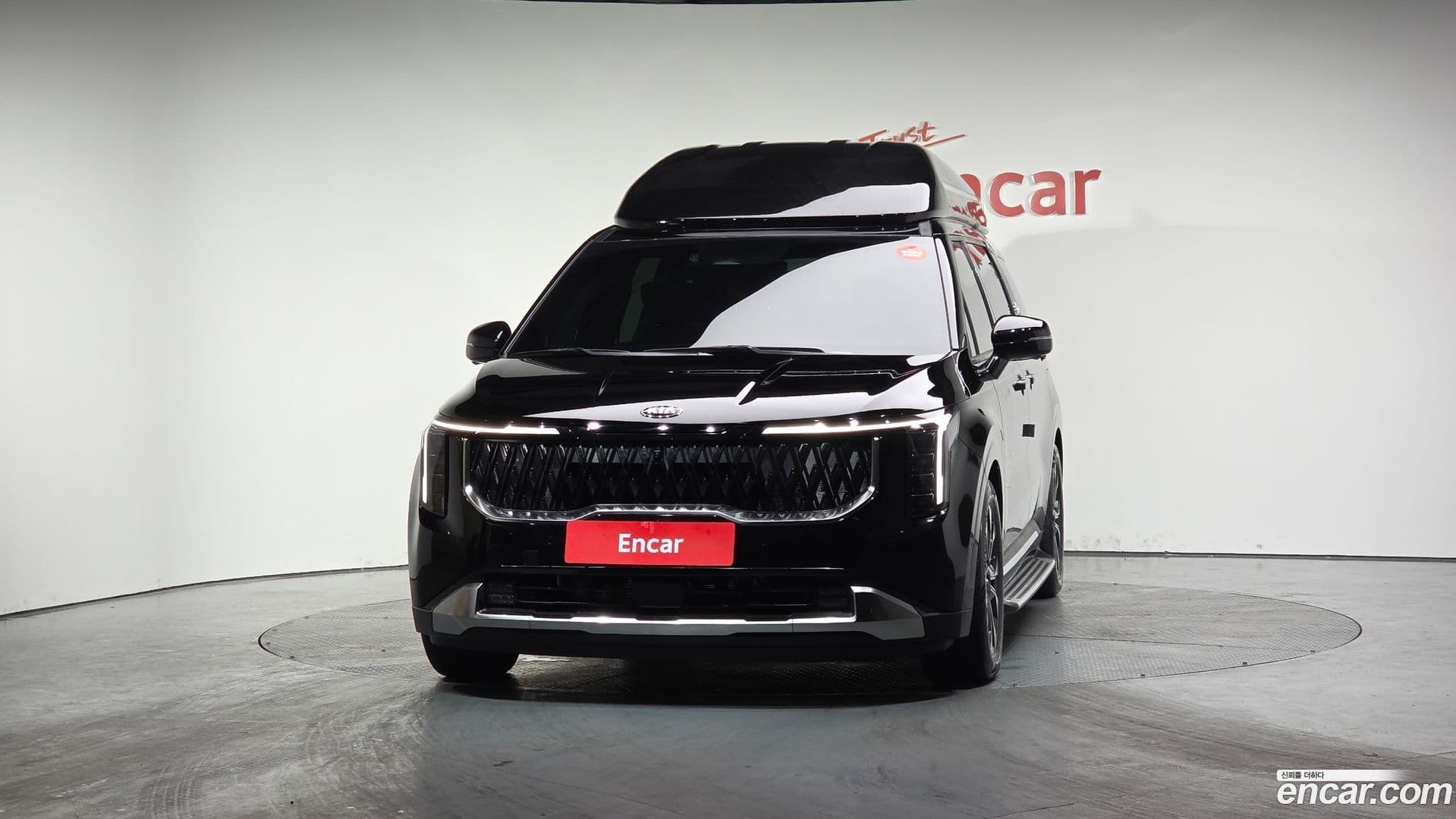 Main__Slider__Photo:Canival Kia 2021.3-2