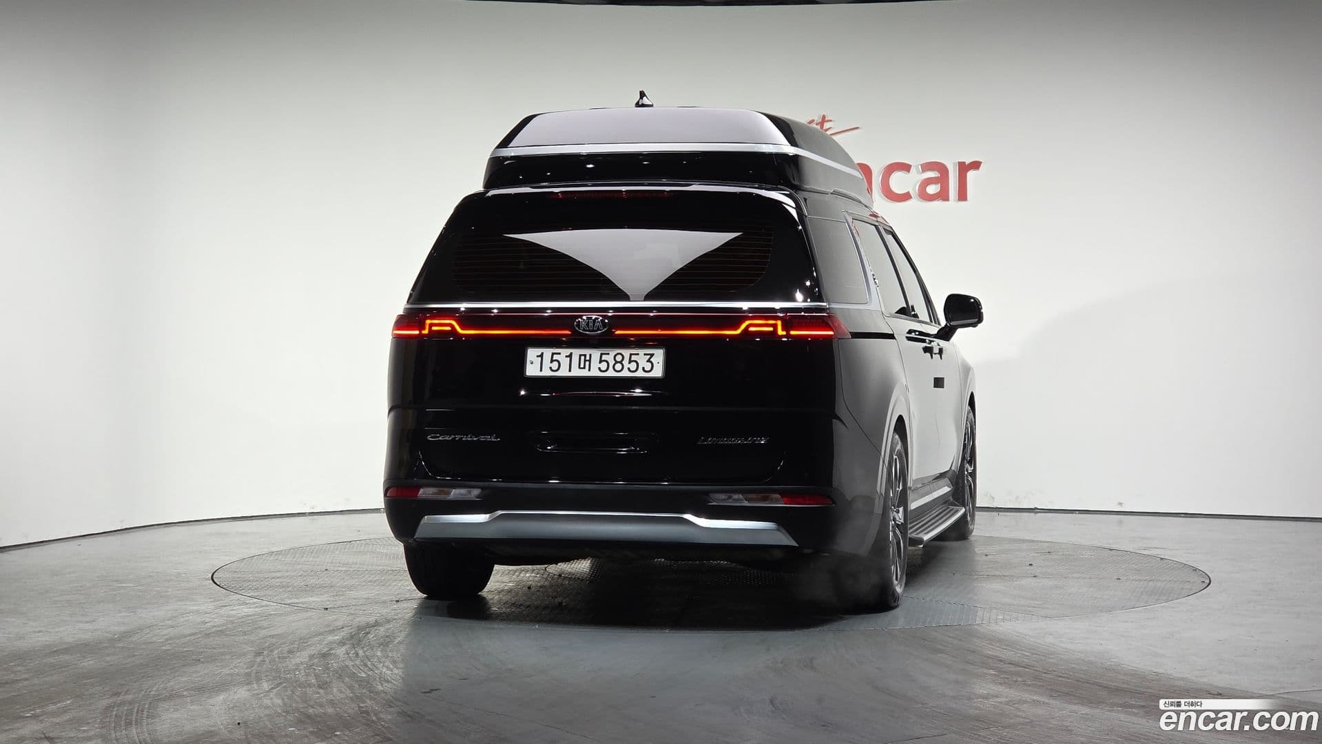 Main__Slider__Photo:Canival Kia 2021.3-3