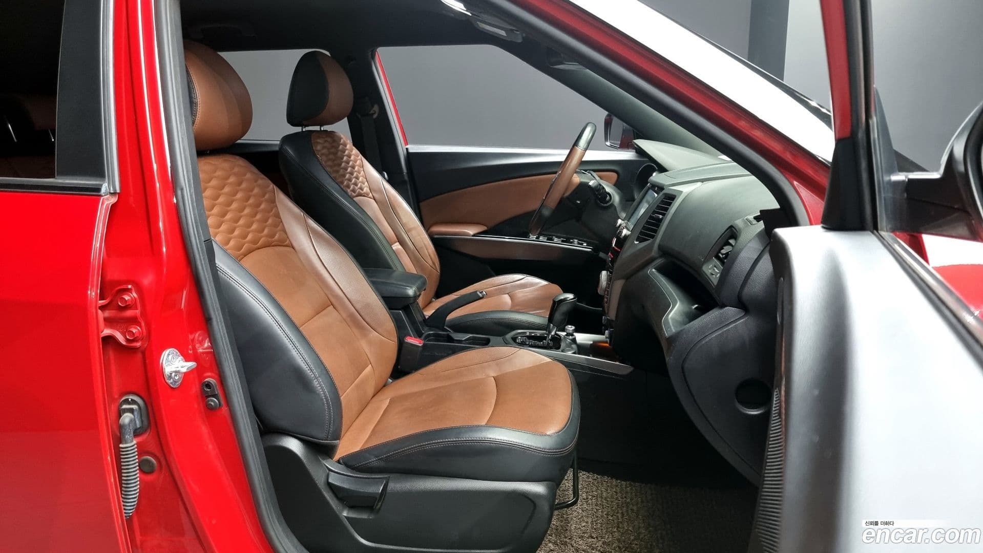 Main__Slider__Photo:TIBOLI KG Mobility 2018.3-10