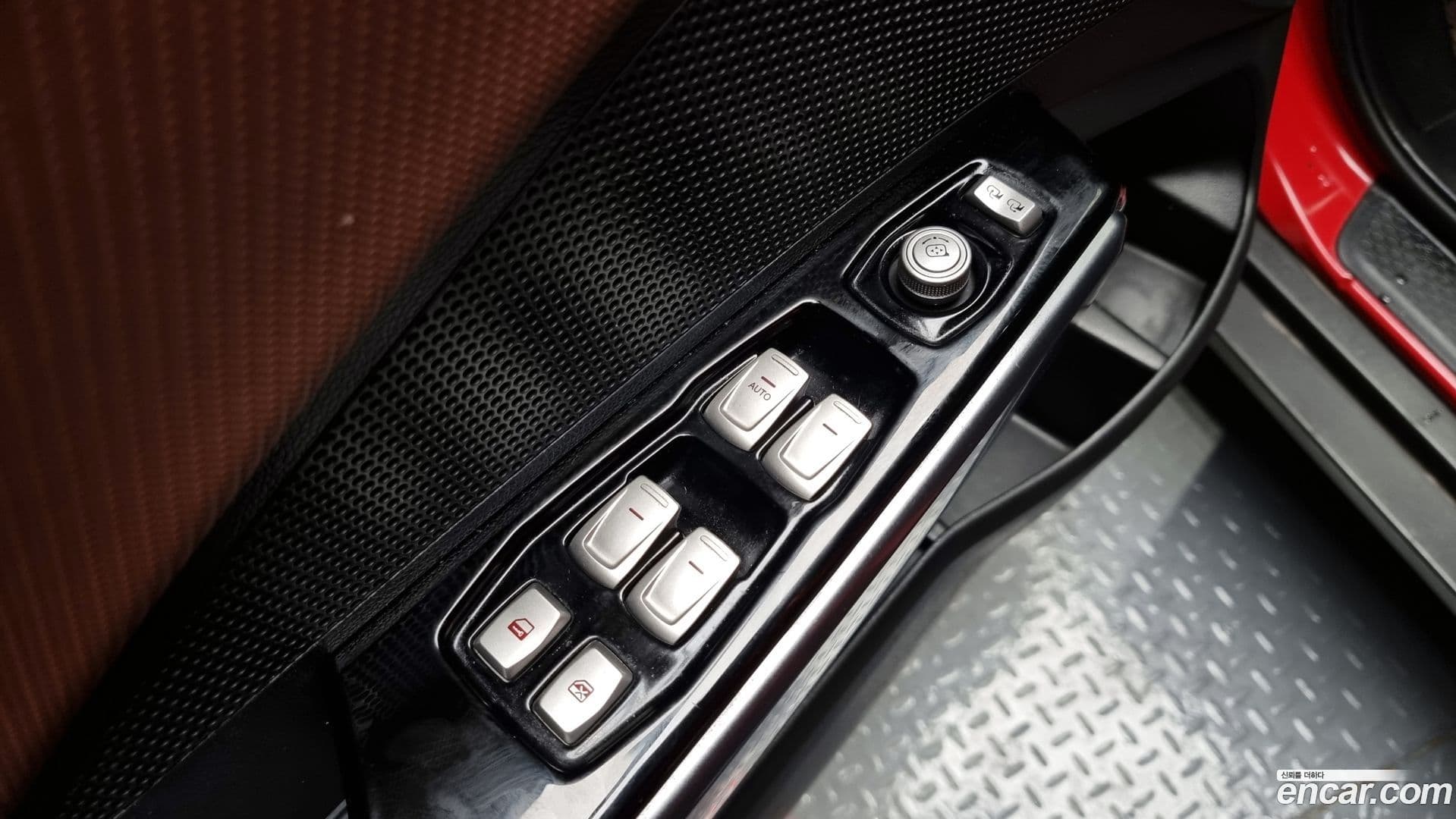 Main__Slider__Photo:TIBOLI KG Mobility 2018.3-18