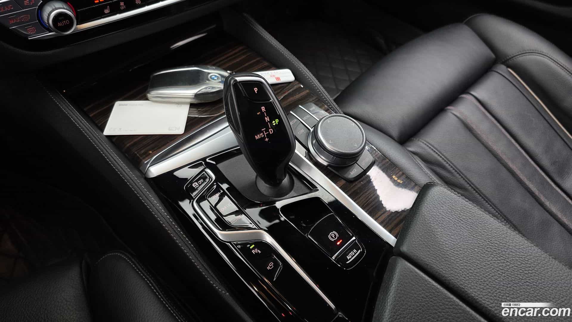 5-Series BMW 2021.4-INNER-009