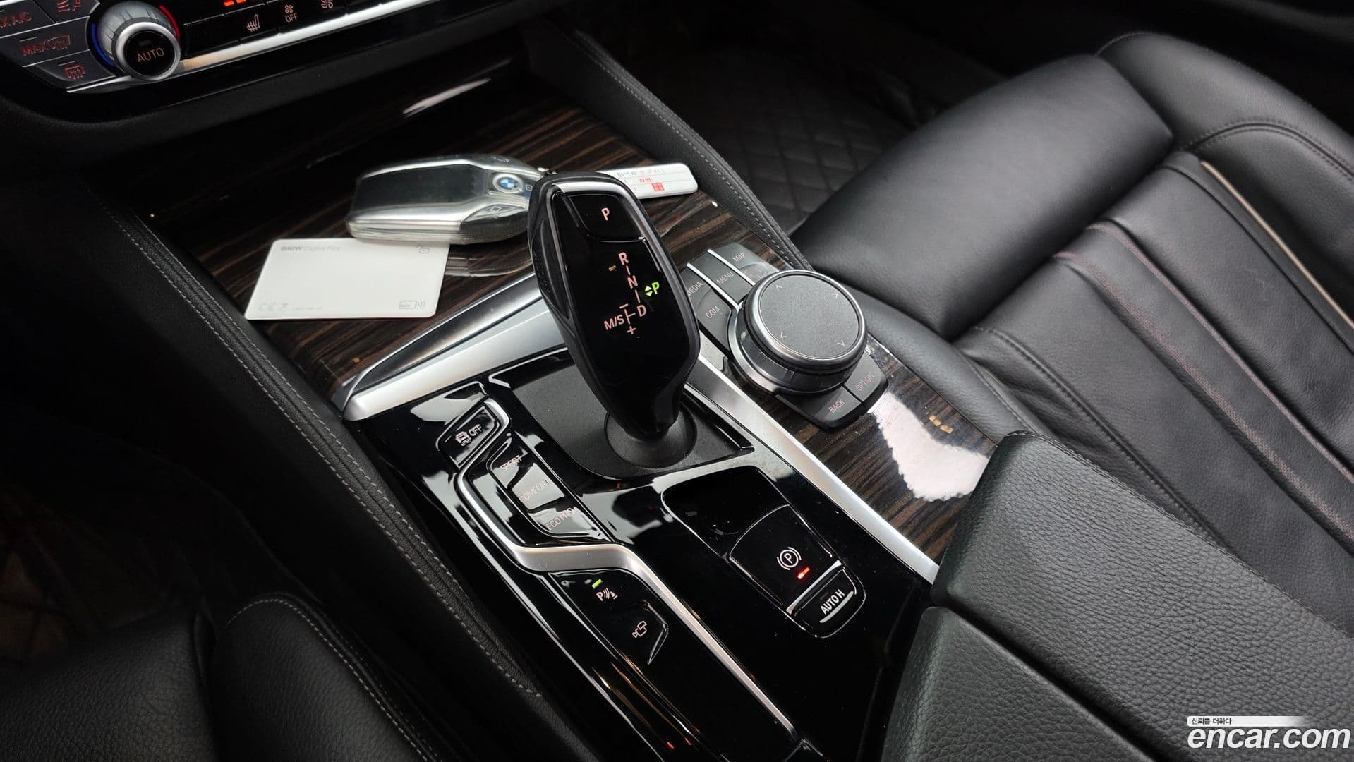 Main__Slider__Photo:5-Series BMW 2021.4-8