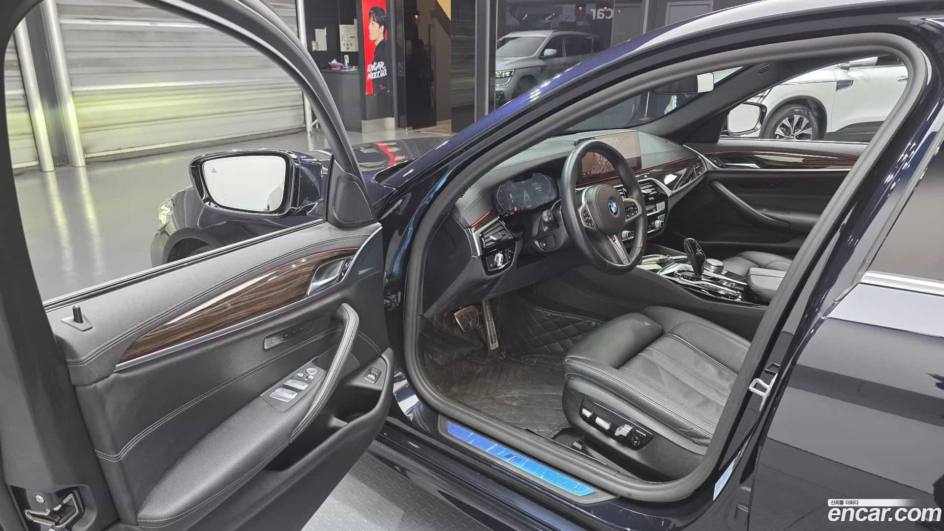 5-Series BMW 2021.4-OPTION-015