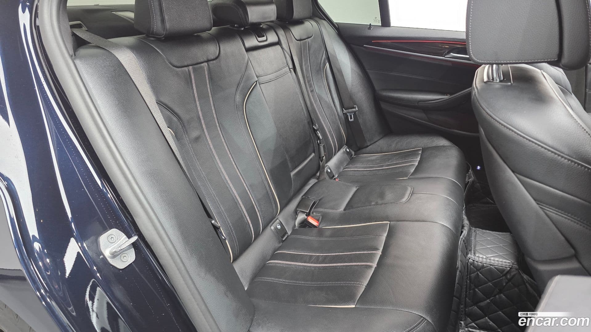 Main__Slider__Photo:5-Series BMW 2021.4-11