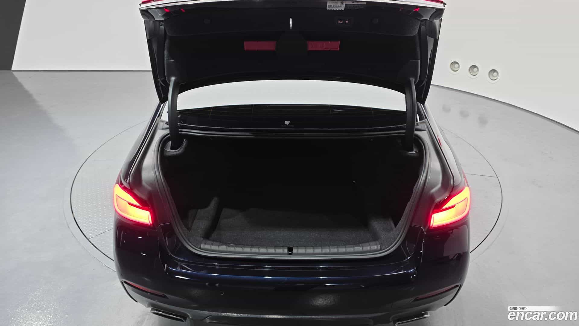 5-Series BMW 2021.4-OPTION-024