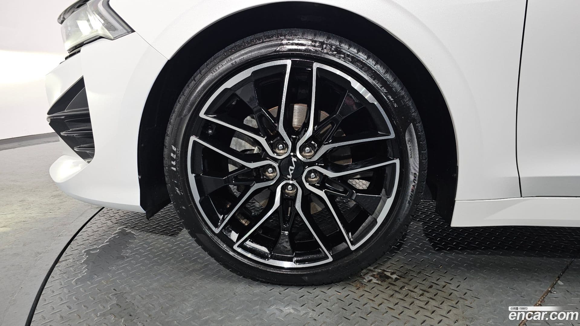 Main__Slider__Photo:K5 Kia 2023.6-4