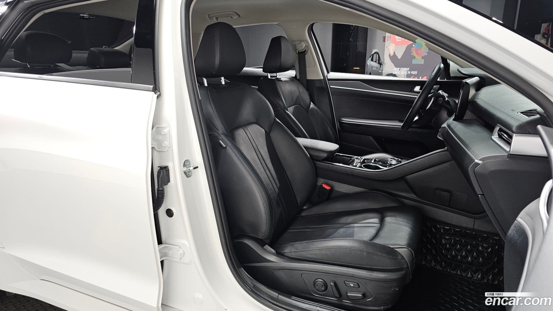 Main__Slider__Photo:K5 Kia 2023.6-9