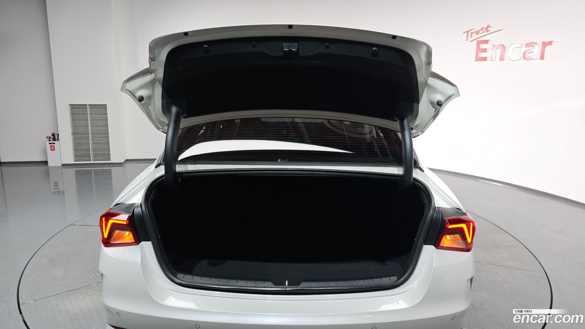 Main__Slider__Photo:K5 Kia 2023.6-19