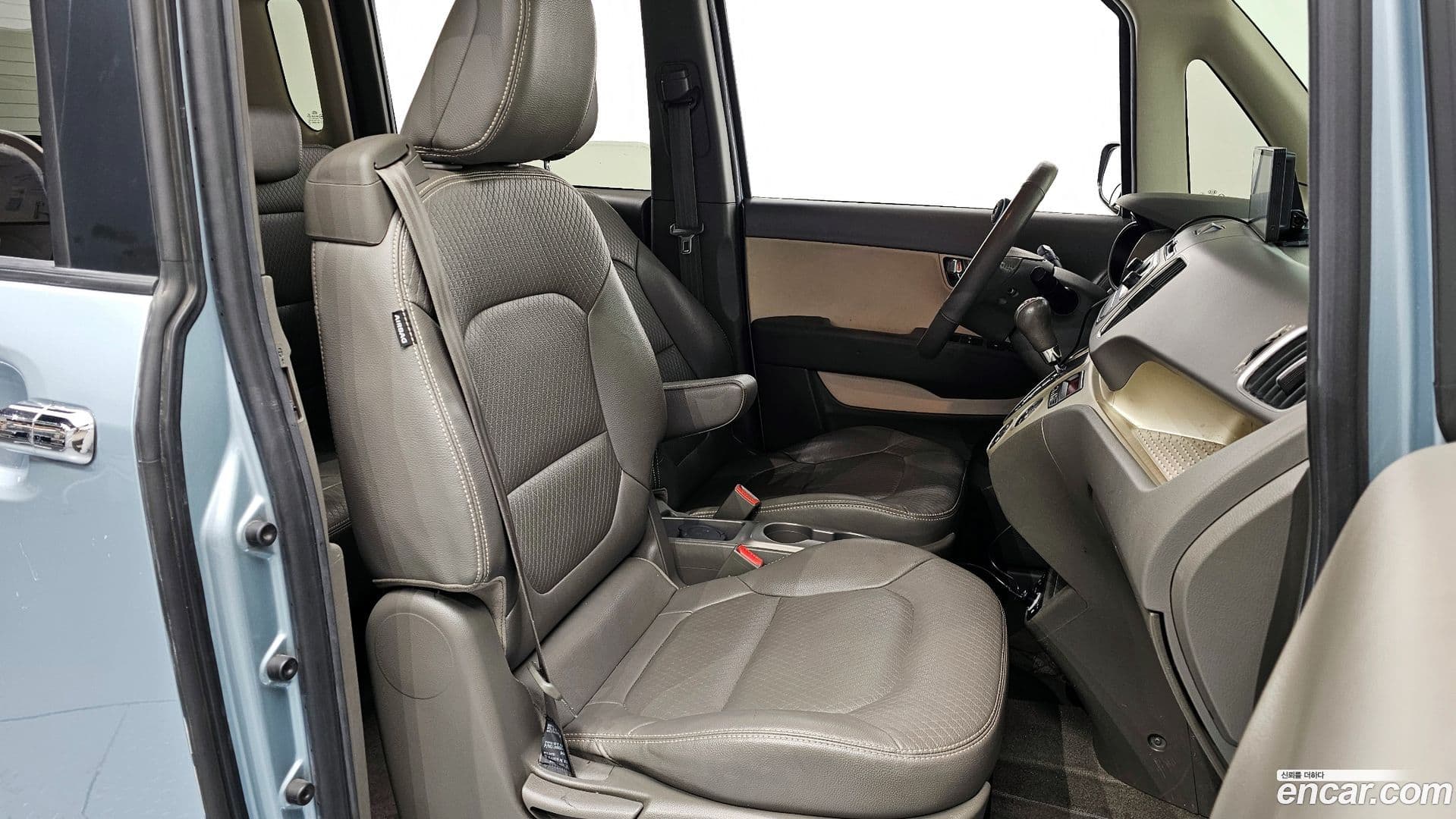 Main__Slider__Photo:RAY Kia 2012.1-9