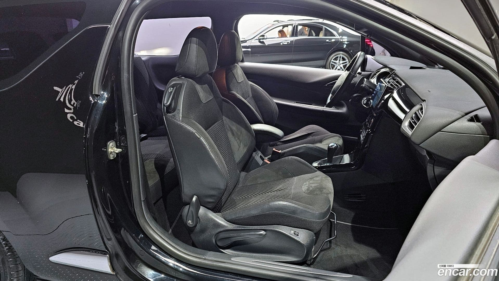 Main__Slider__Photo:DS3 Citroen-DS 2016.8-9