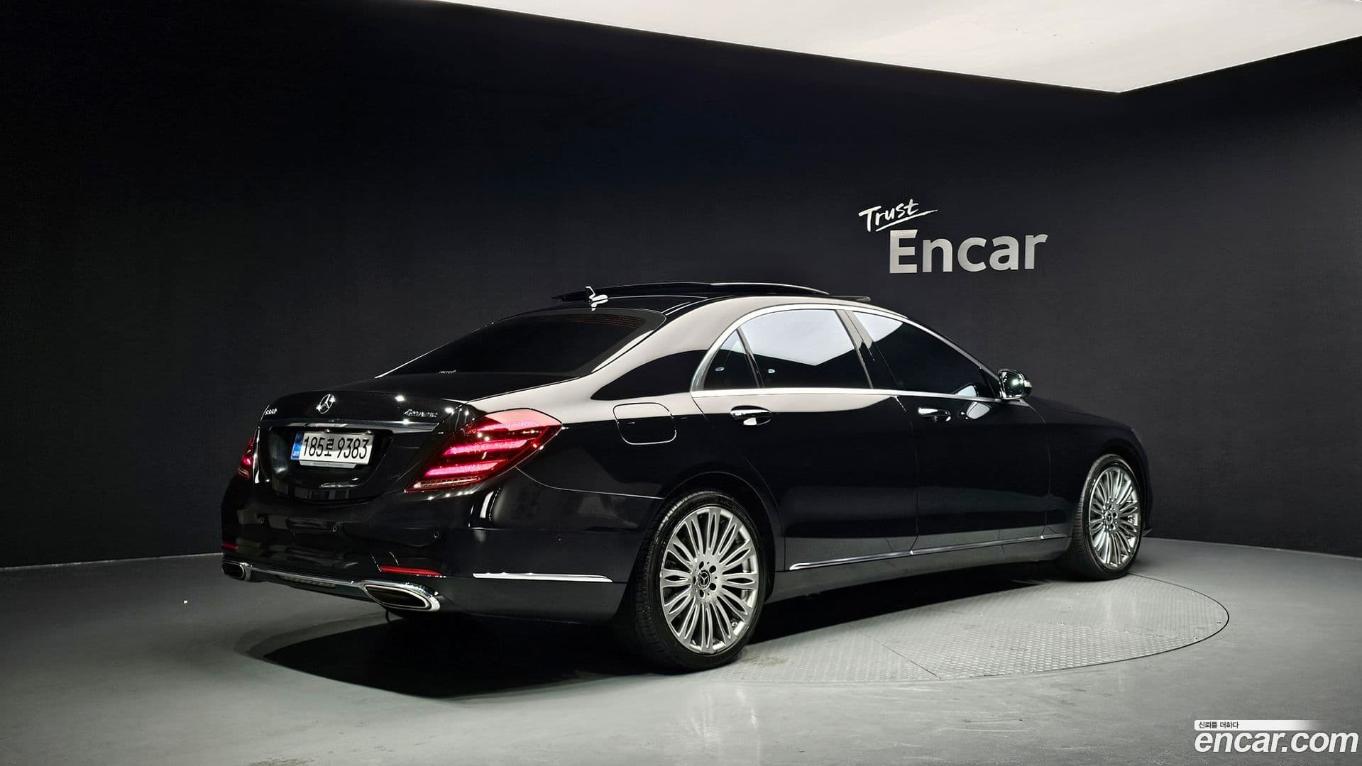 Main__Slider__Photo:S-Class Mercedes-Benz 2019.4-1