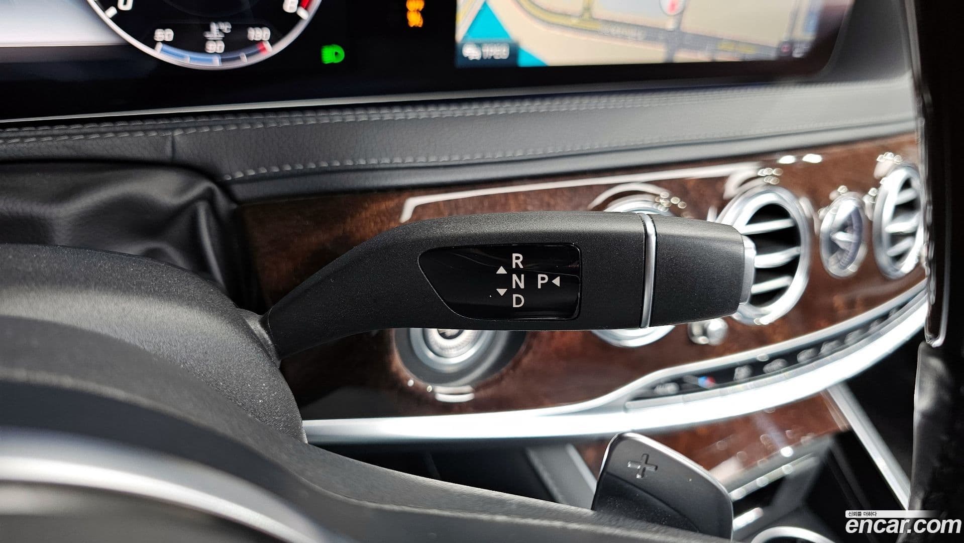 Main__Slider__Photo:S-Class Mercedes-Benz 2019.4-8