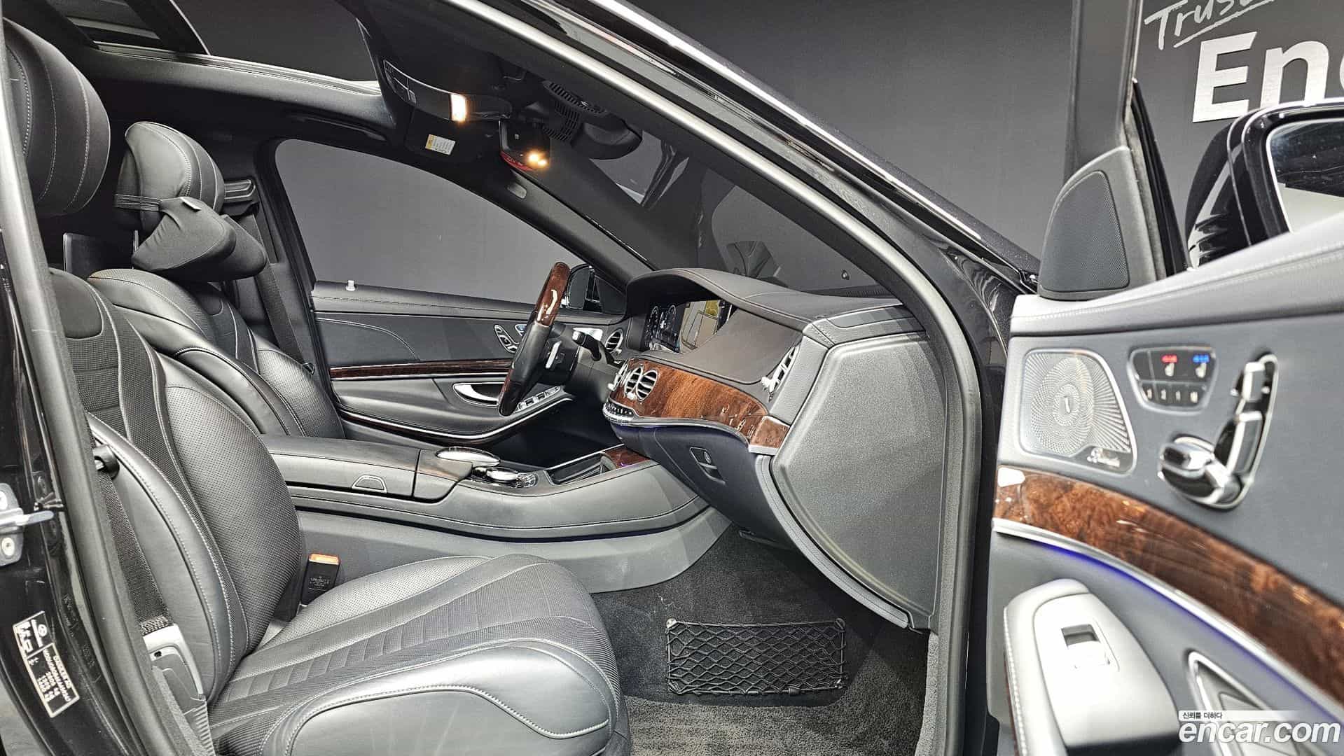 S-Class Mercedes-Benz 2019.4-INNER-010