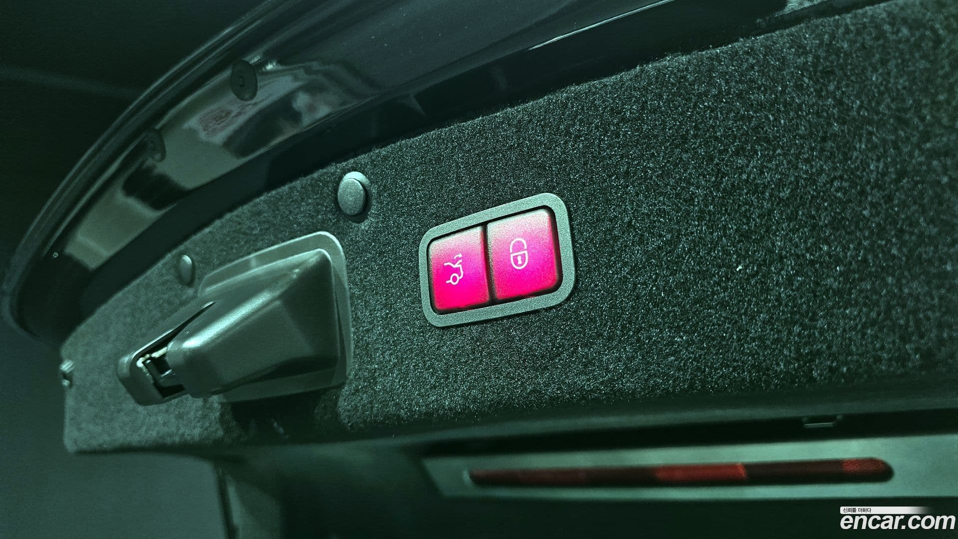 Main__Slider__Photo:S-Class Mercedes-Benz 2019.4-19