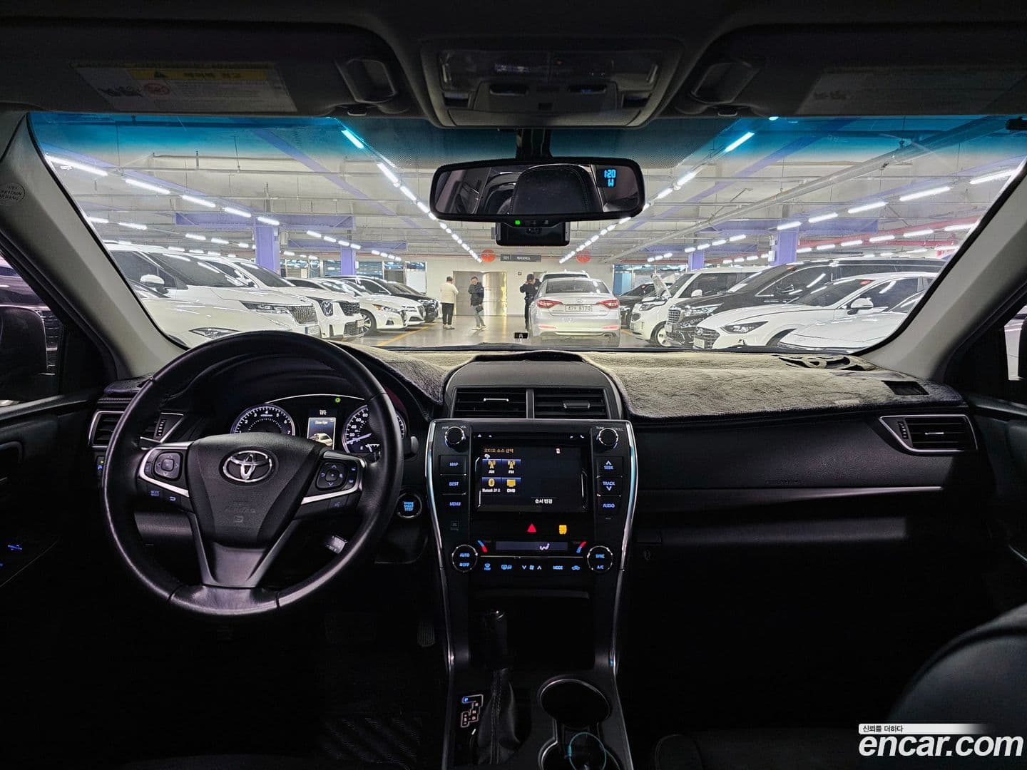 Main__Slider__Photo:Camry Toyota 2015.0-6