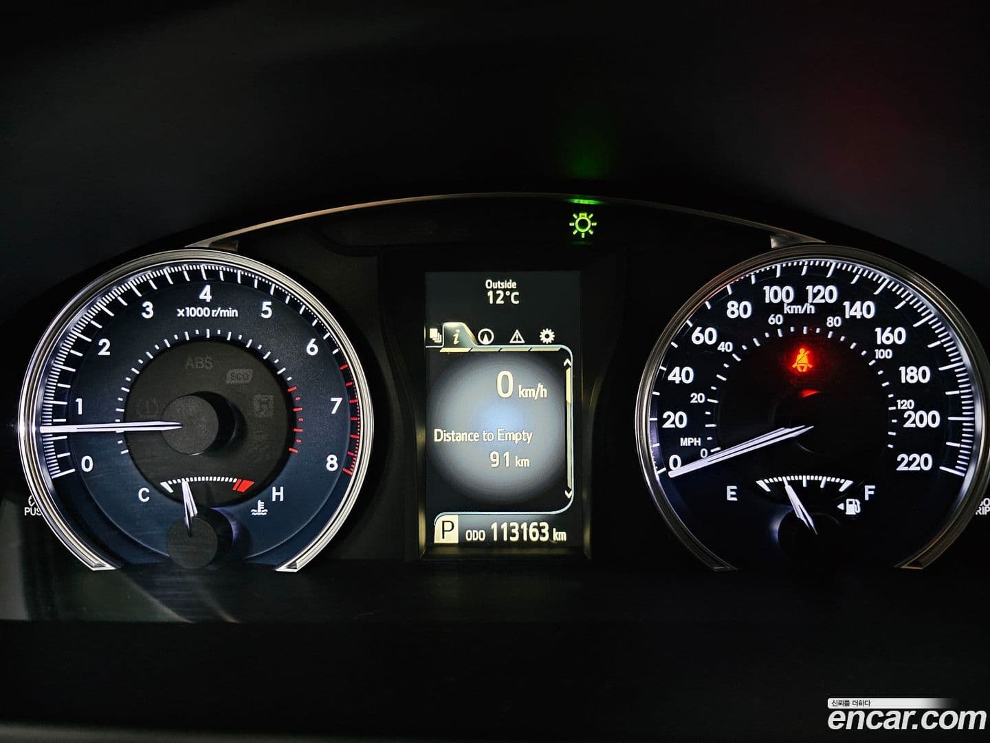 Main__Slider__Photo:Camry Toyota 2015.0-7