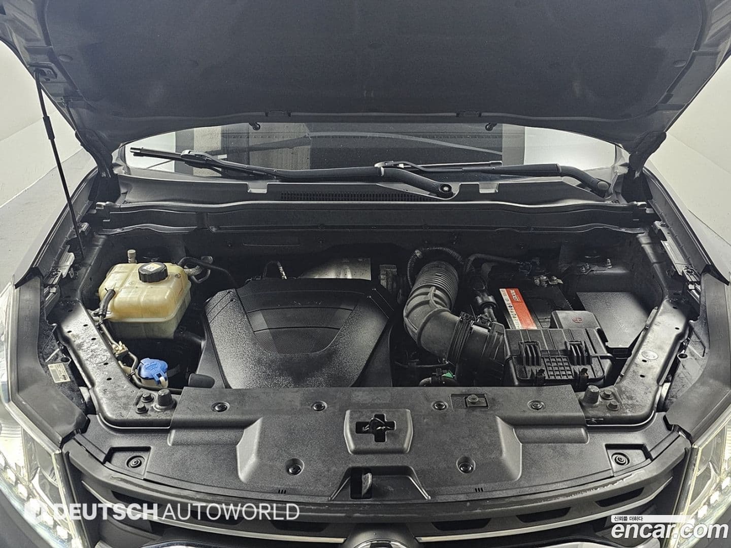 Main__Slider__Photo:KORANDO KG_Mobility_Ssangyong 2018.4-5