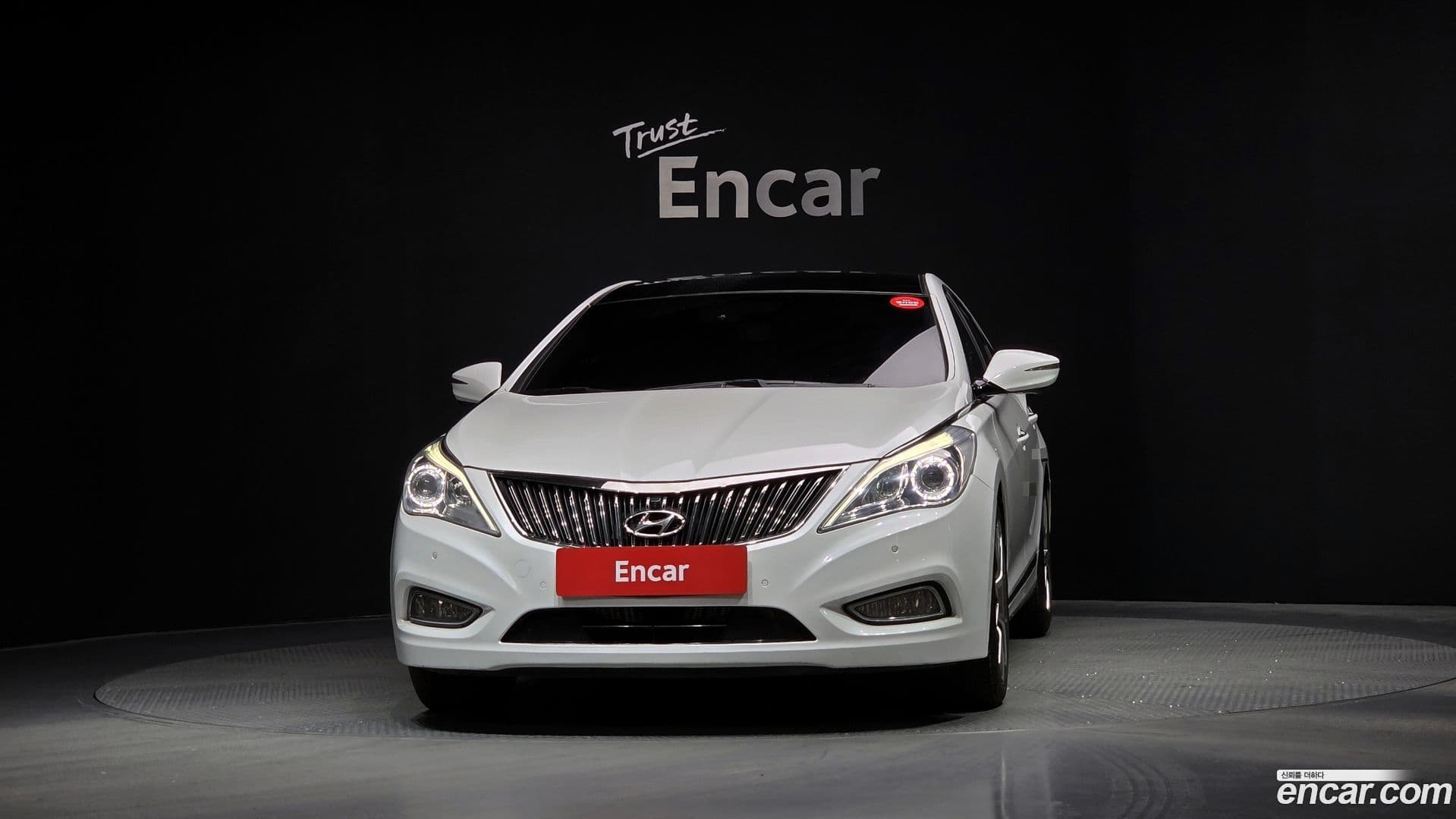 Main__Slider__Photo:Grandeur Hyundai 2013.6-2