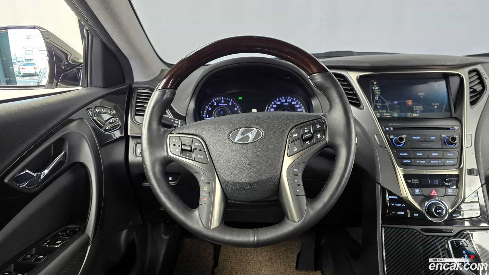 Grandeur Hyundai 2013.6-OPTION-017