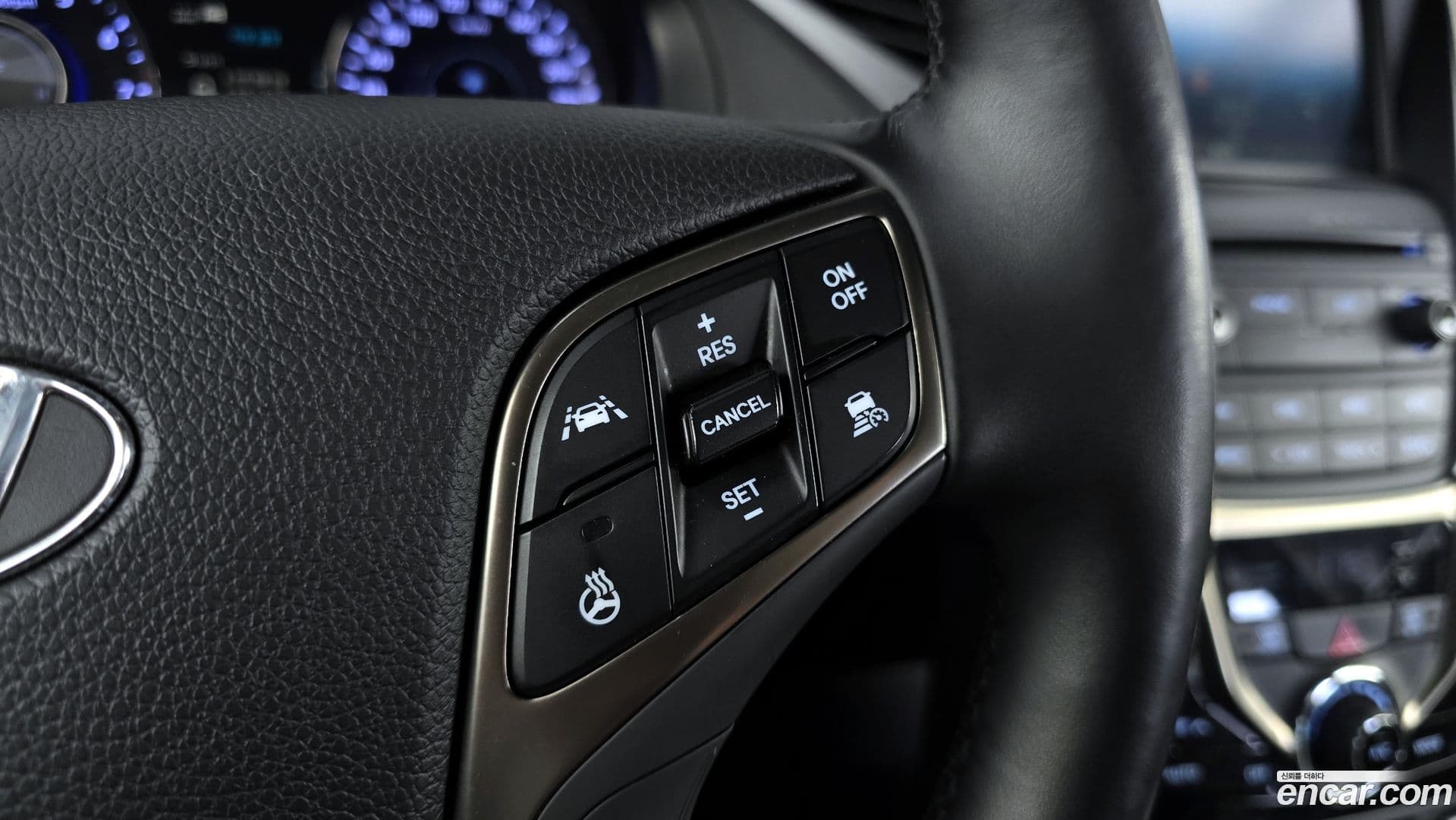 Main__Slider__Photo:Grandeur Hyundai 2013.6-15