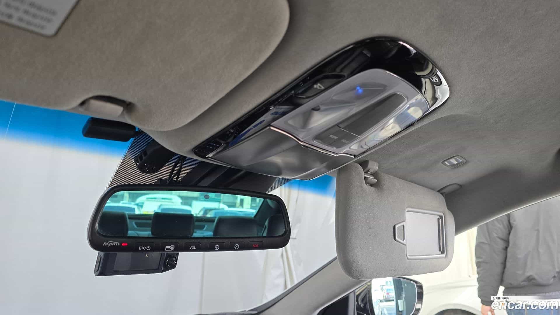 Grandeur Hyundai 2013.6-OPTION-022