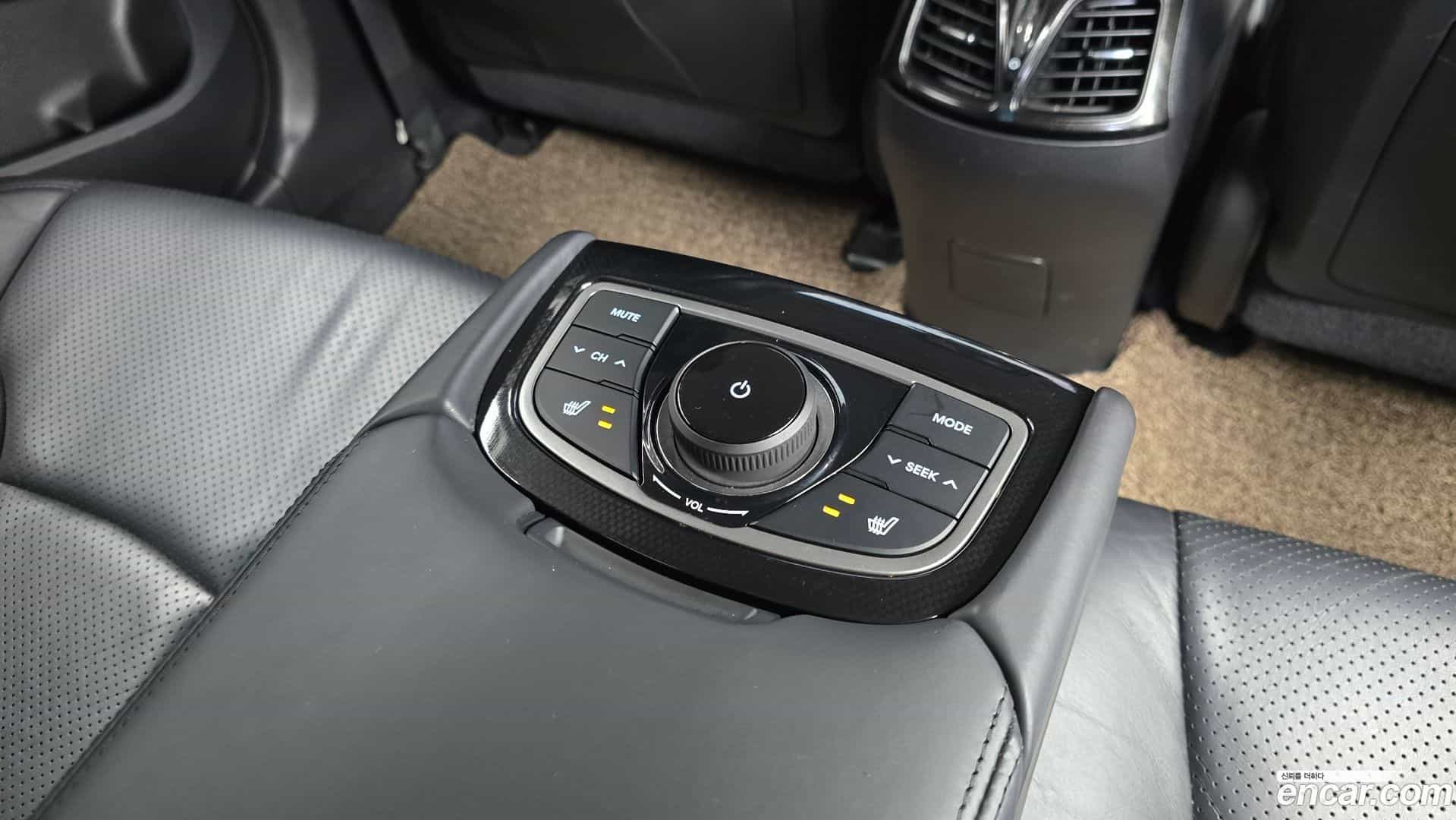 Grandeur Hyundai 2013.6-OPTION-023