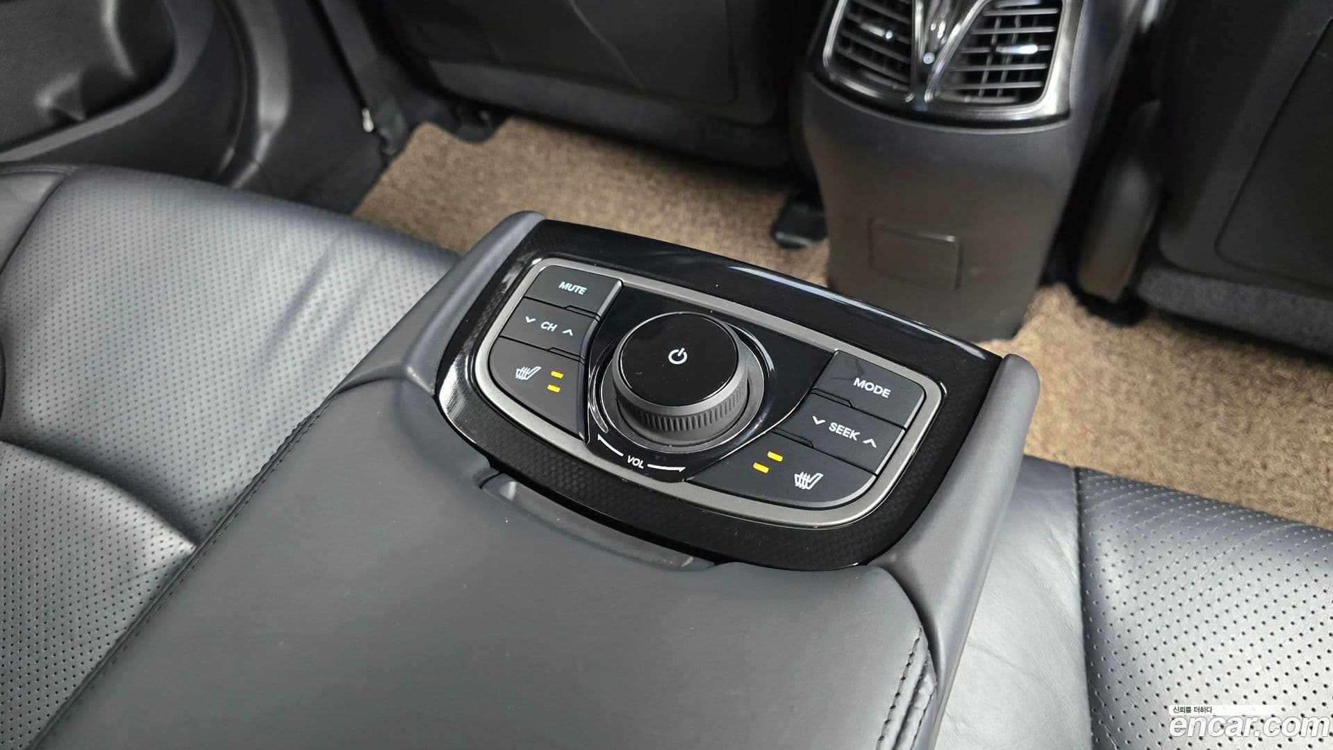 Main__Slider__Photo:Grandeur Hyundai 2013.6-18