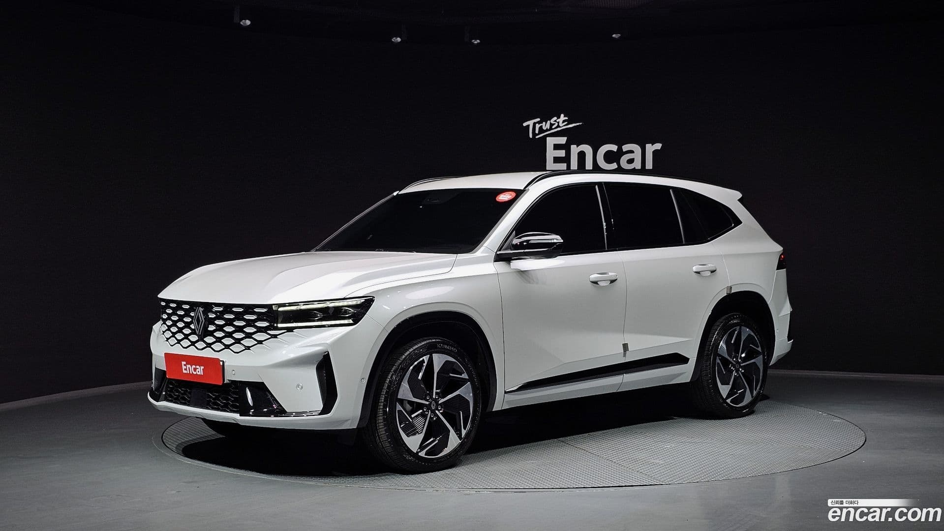 Main__Slider__Photo:Grand Koleos Renault Korea 2025.8-0