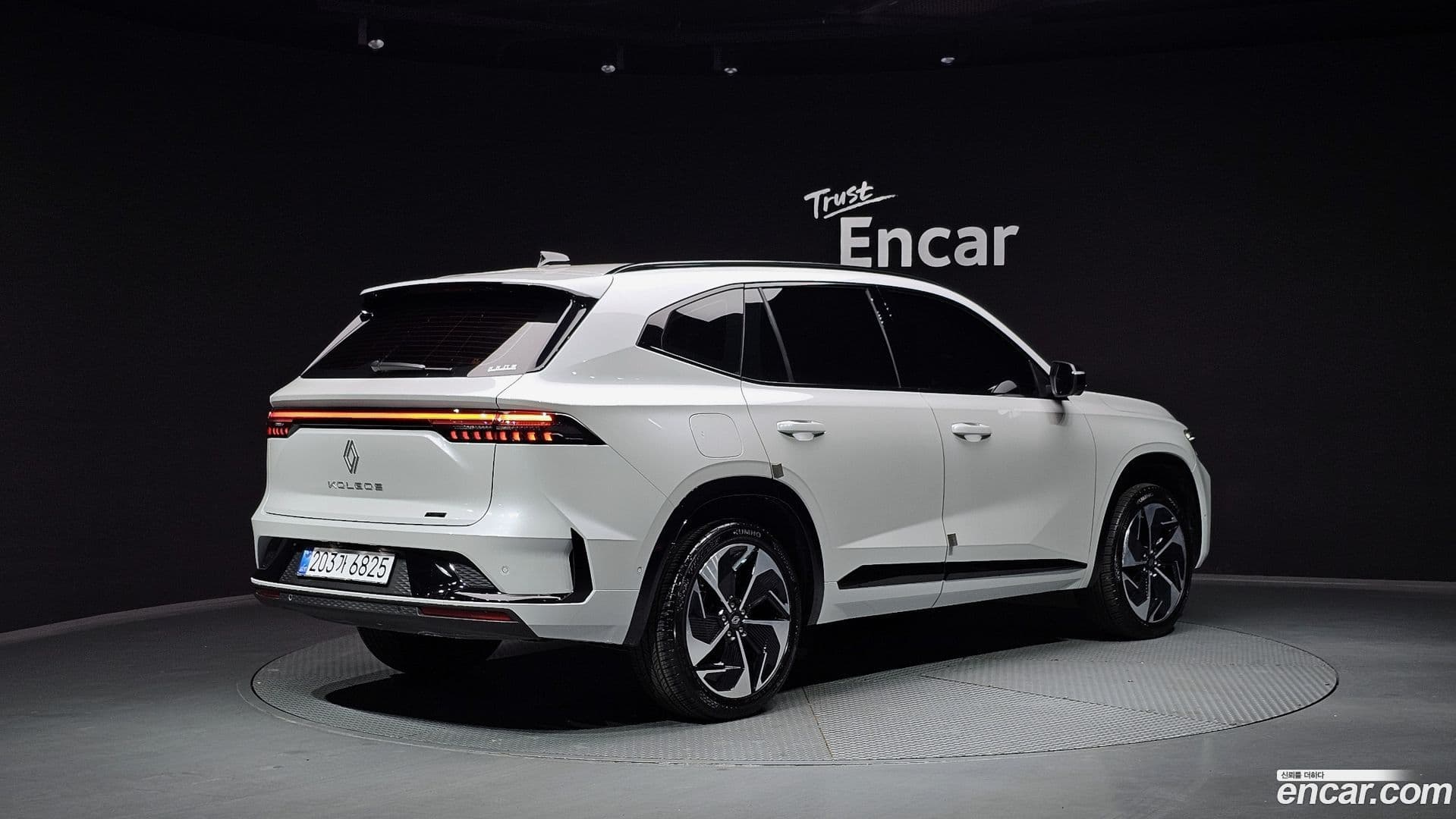 Main__Slider__Photo:Grand Koleos Renault Korea 2025.8-1