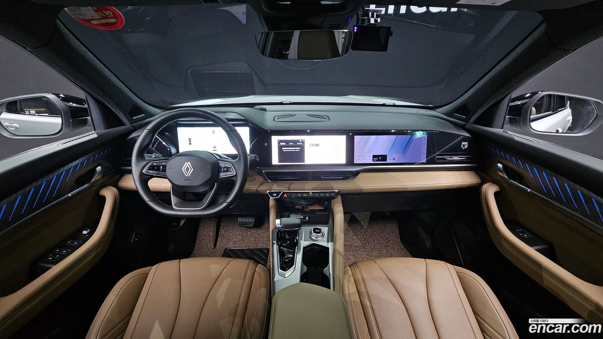 Main__Slider__Photo:Grand Koleos Renault Korea 2025.8-6