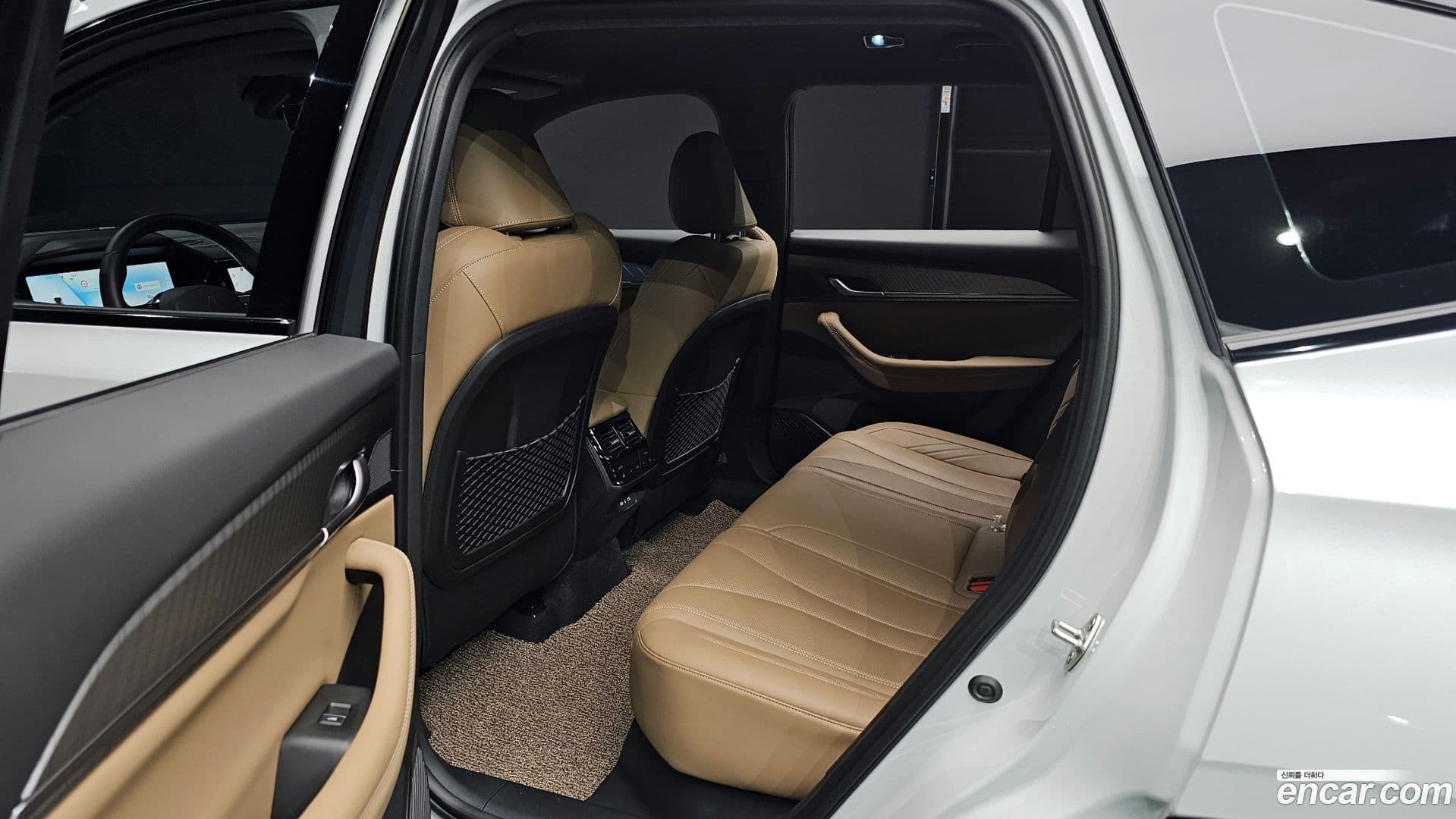 Main__Slider__Photo:Grand Koleos Renault Korea 2025.8-11