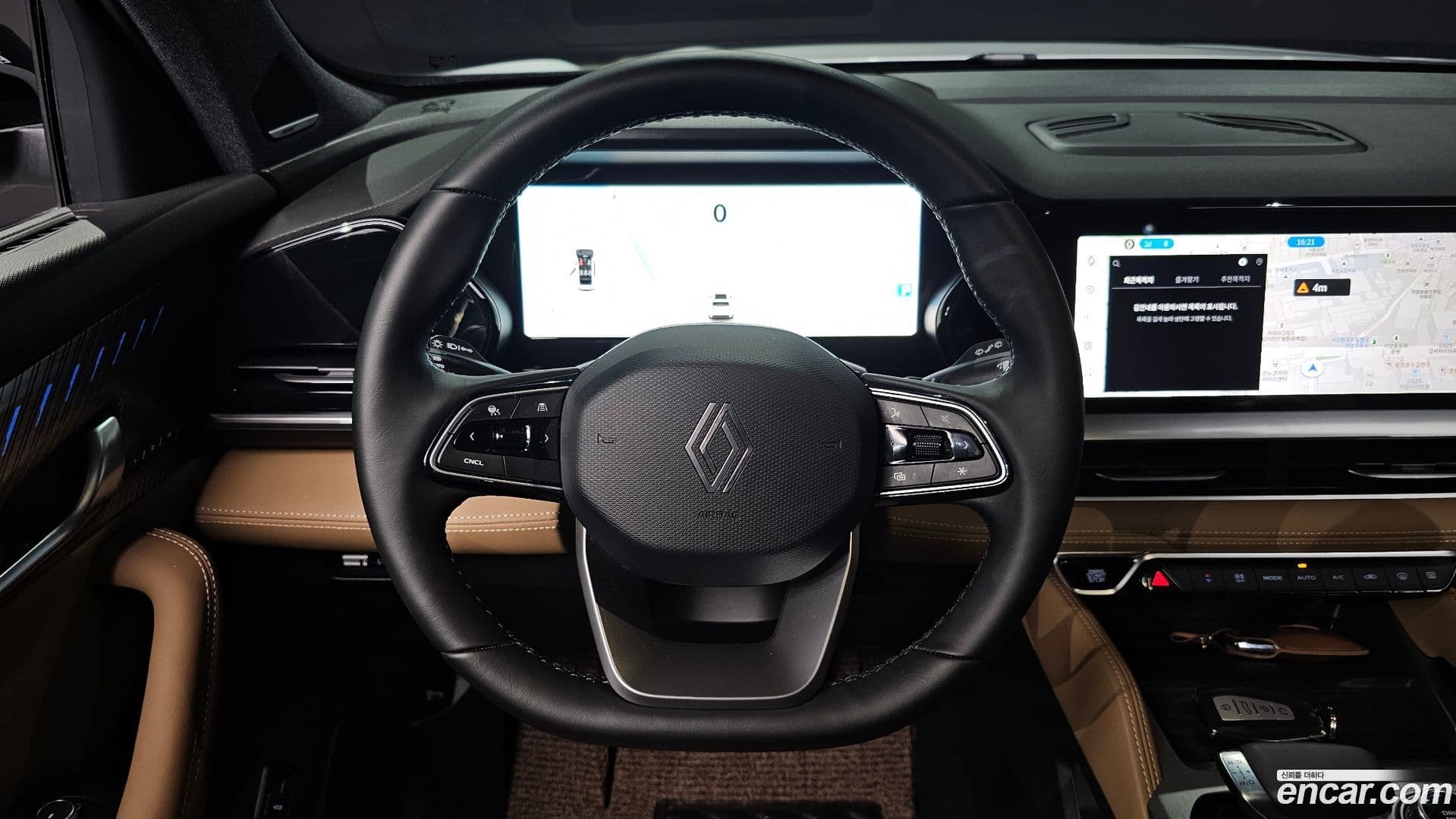 Main__Slider__Photo:Grand Koleos Renault Korea 2025.8-12